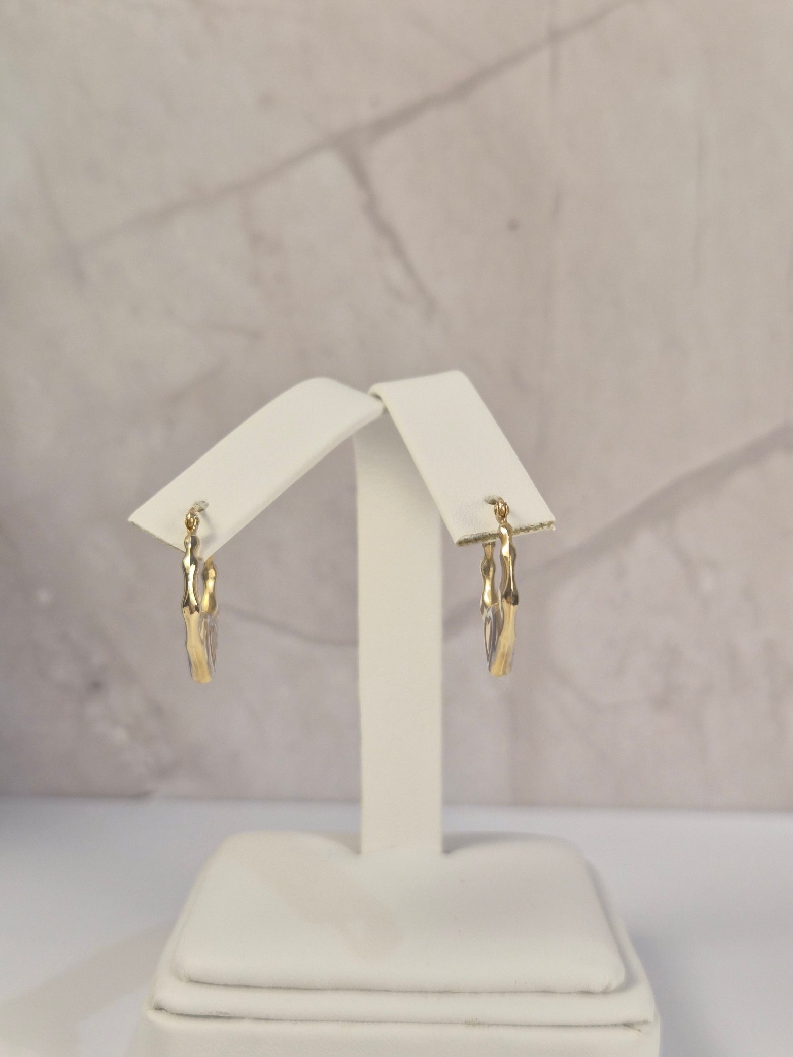 Aros de corazón dorados de oro de 14 k (056)