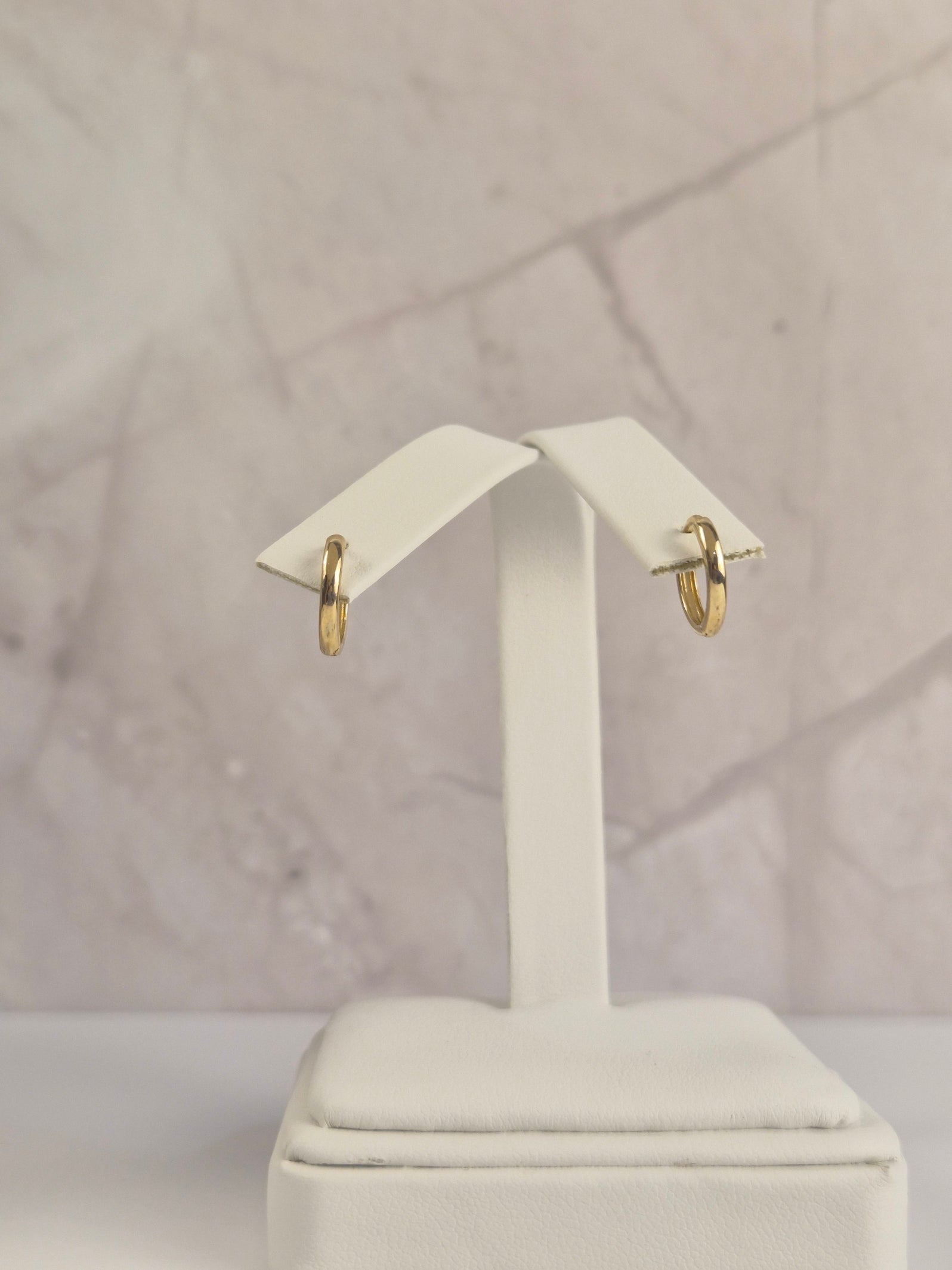 14K Gold Small Plain Huggie Earrings