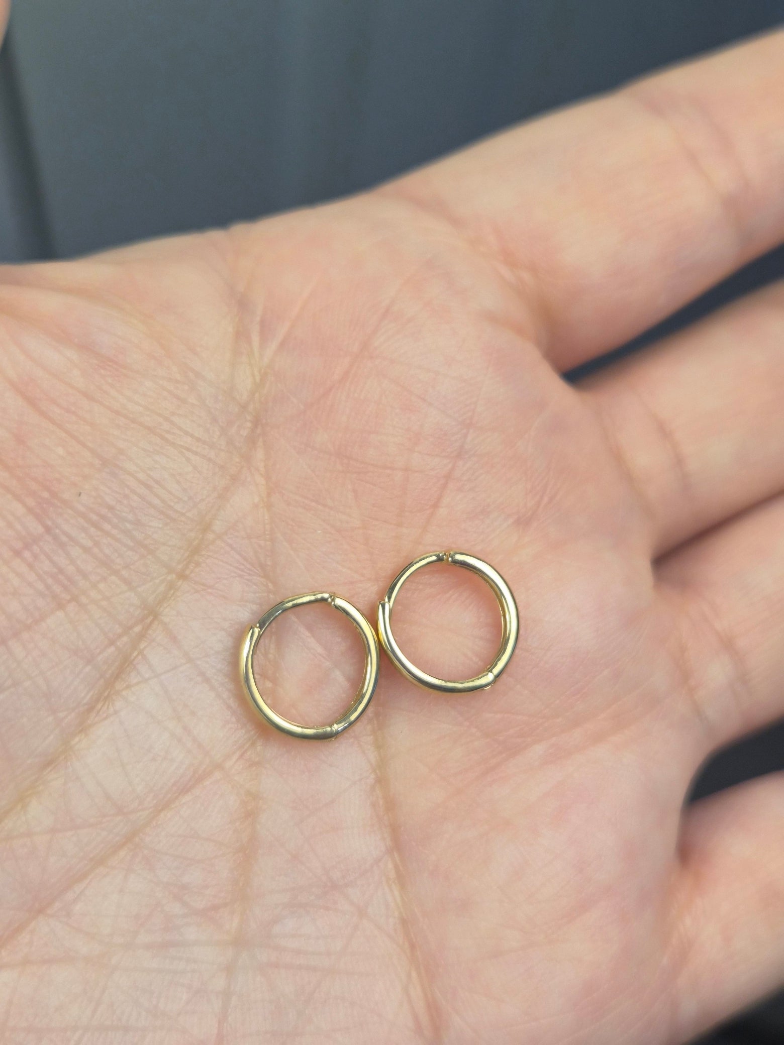 14K Gold Small Plain Huggie Earrings