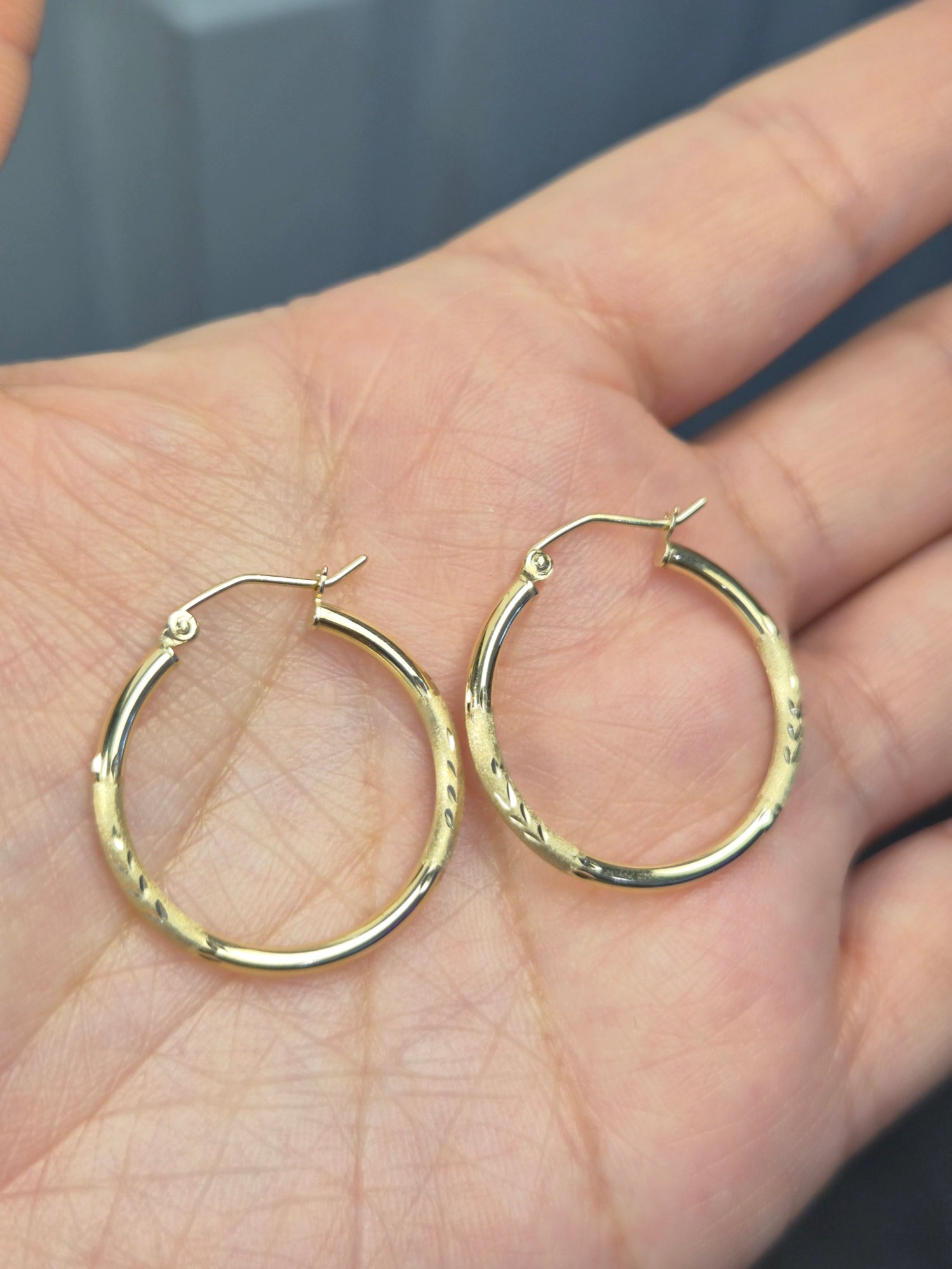 Golden Swirl Hoops (25mm) 14K Gold