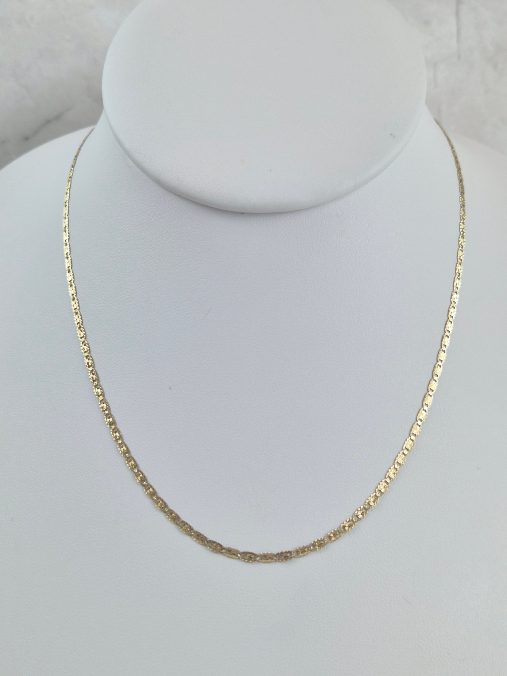 14K Gold 2.1mm Valentino Star Diamond Cut Chain