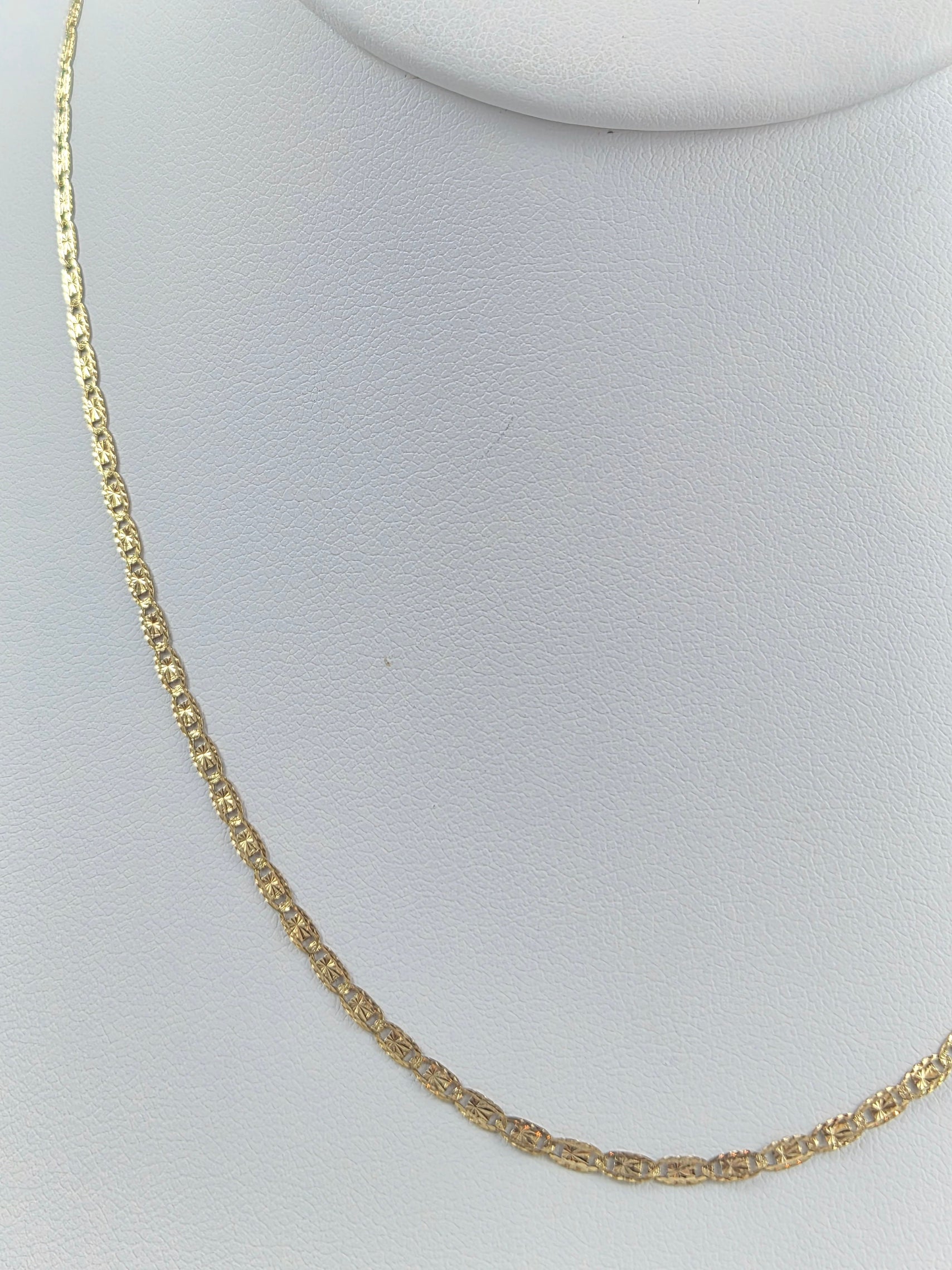 14K Gold 2.1mm Valentino Star Diamond Cut Chain