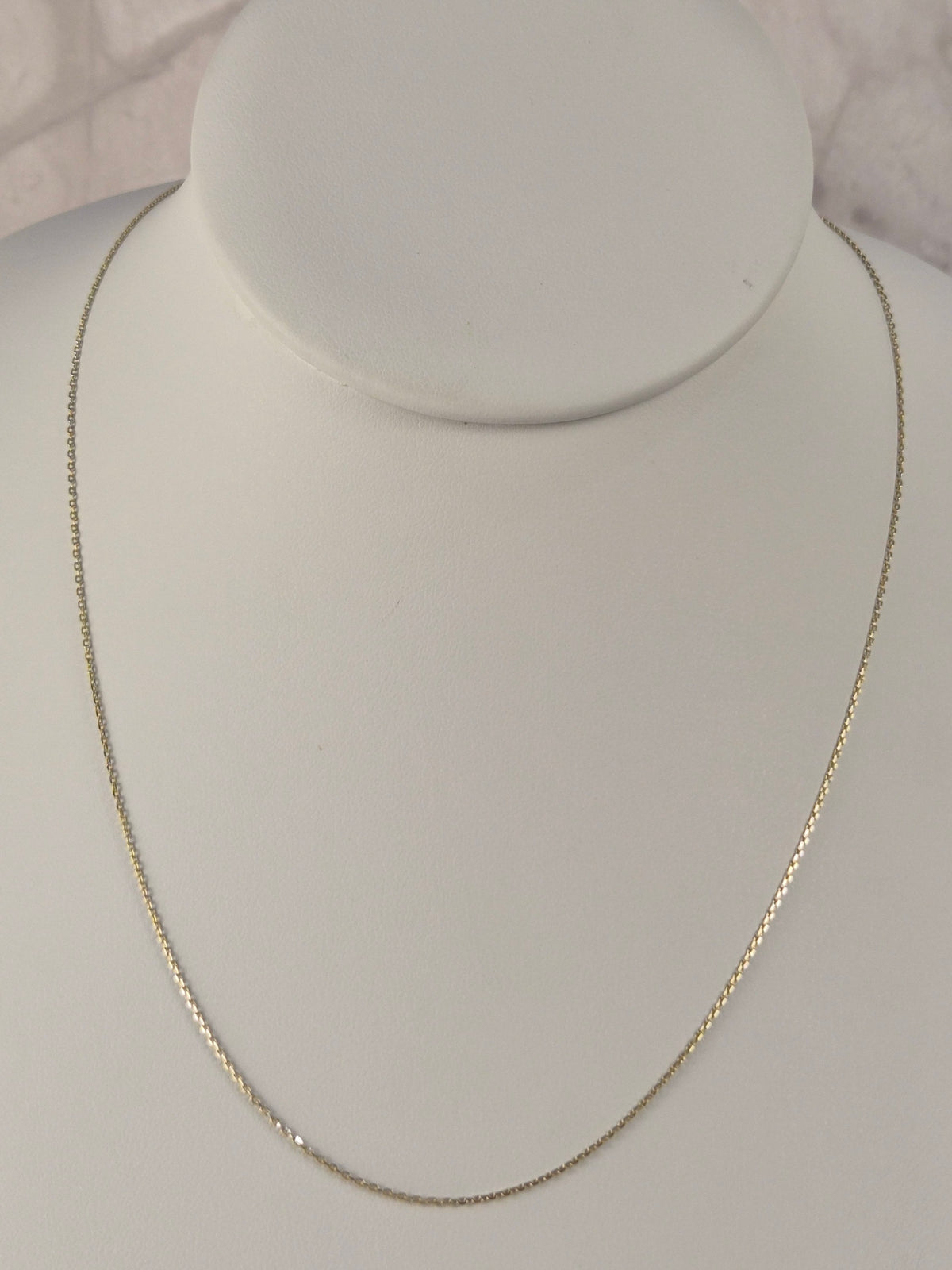 Barely There – 10K Gold Dainty Cable Chain | 18.5"