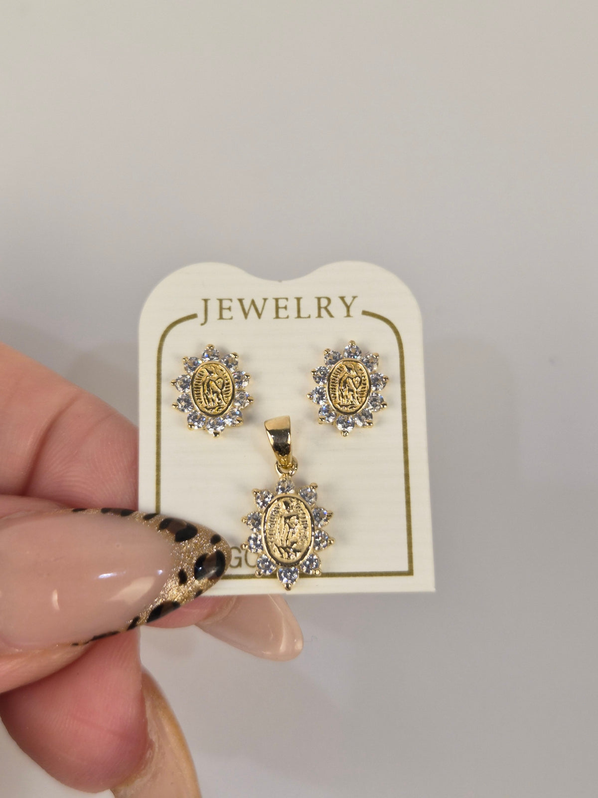 Virgencita Brillito Matching Set – 14K Gold Pendant & Screw Back Earrings