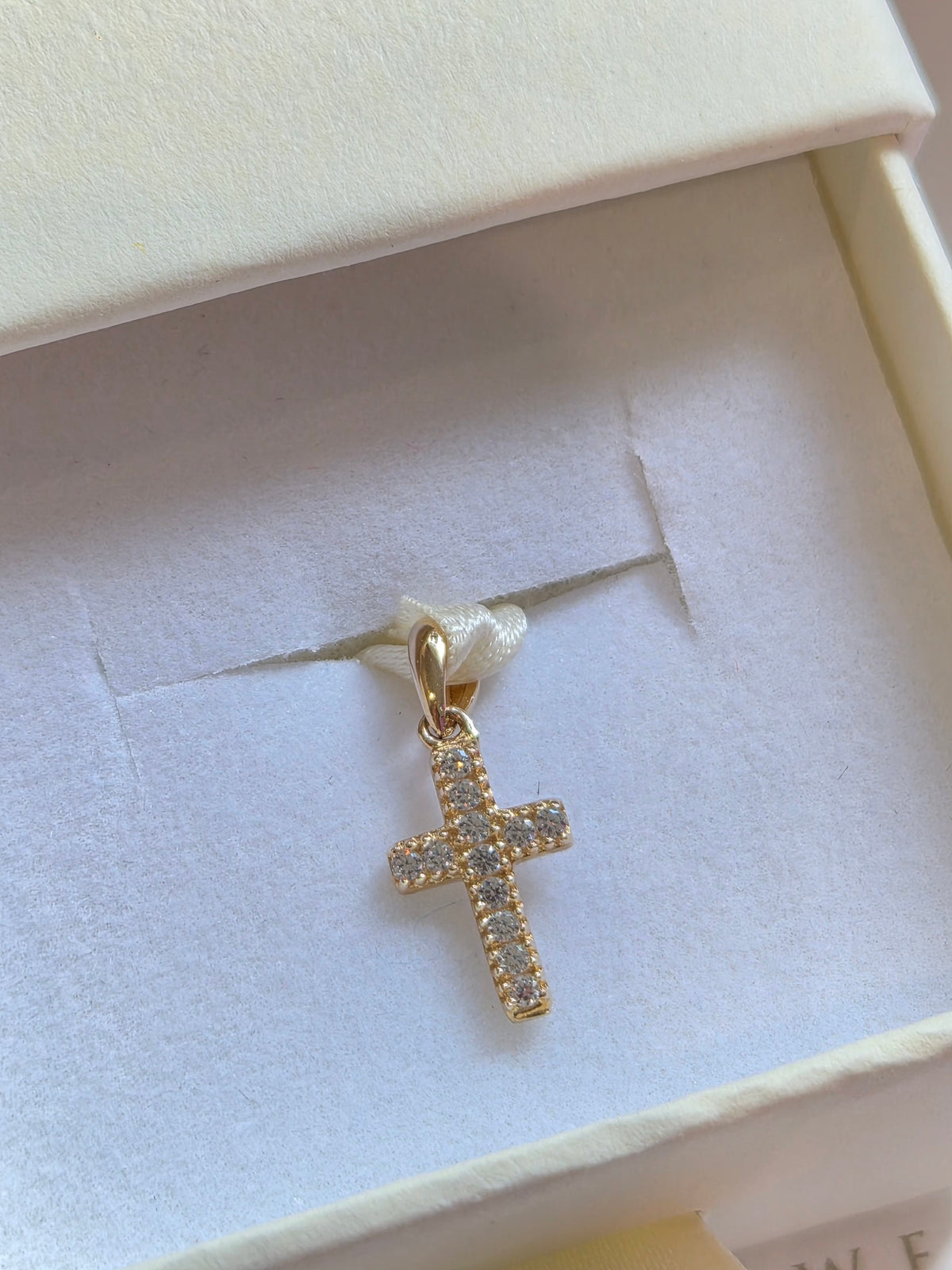 Lil' Icy – 14K Gold CZ Cross Pendant