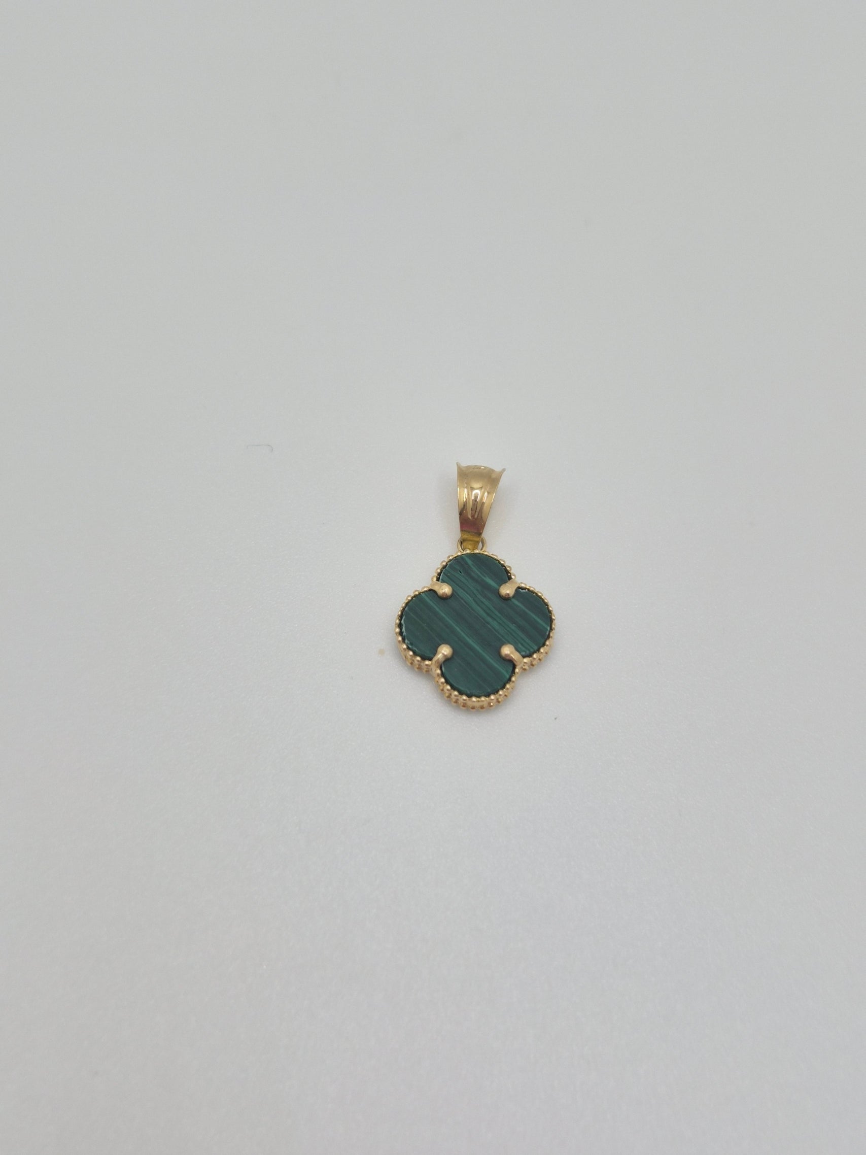 14K Gold Green Clover Singapore Necklace Set