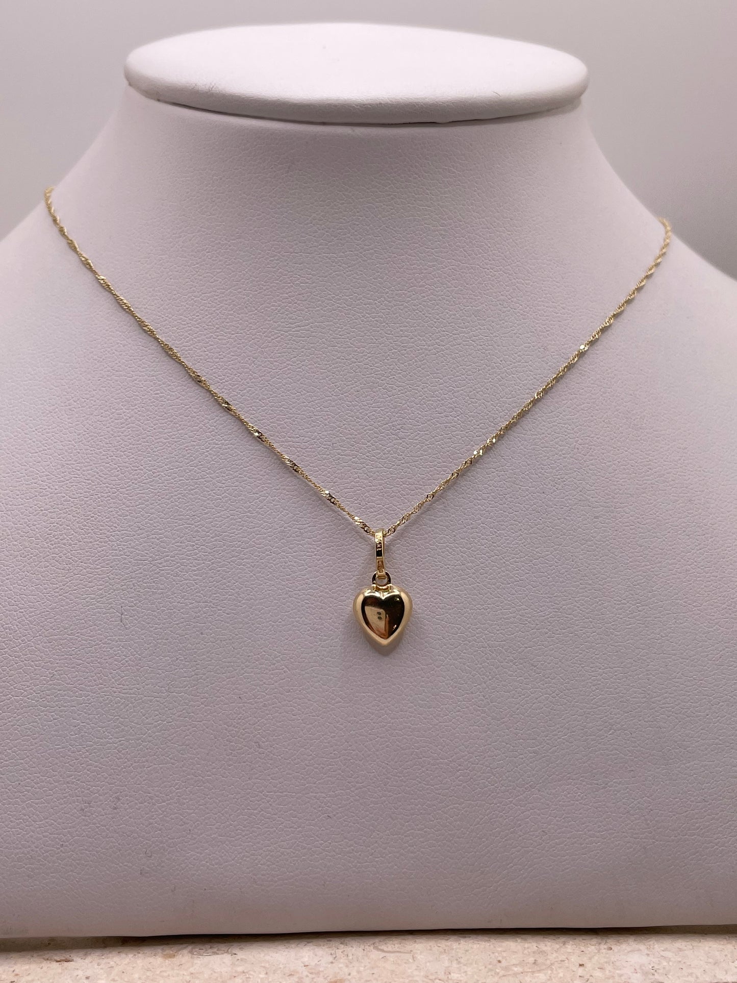 14k gold 0.9mm singapore necklace with 3d heart pendant jewelry set