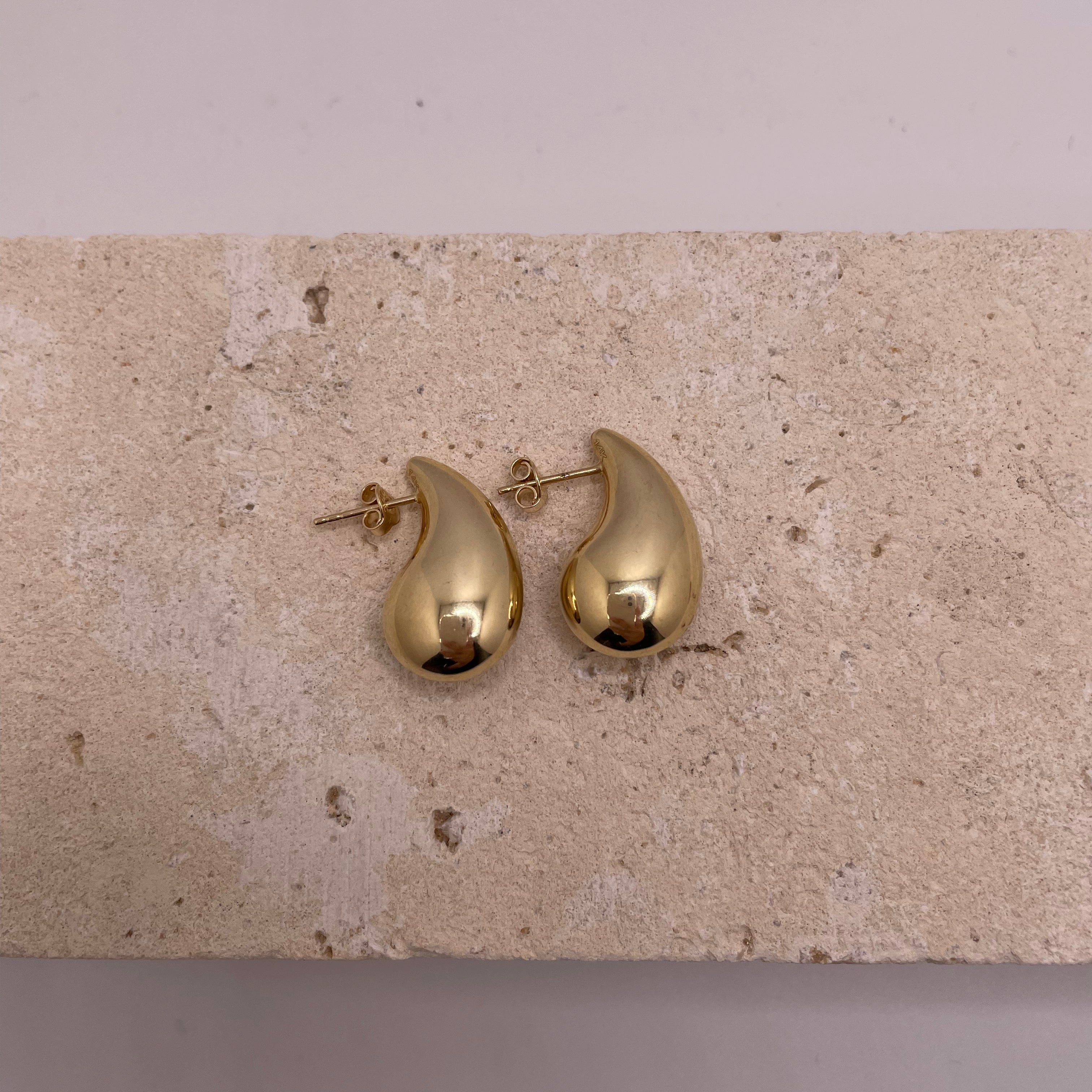 14k gold large tear drop earrings