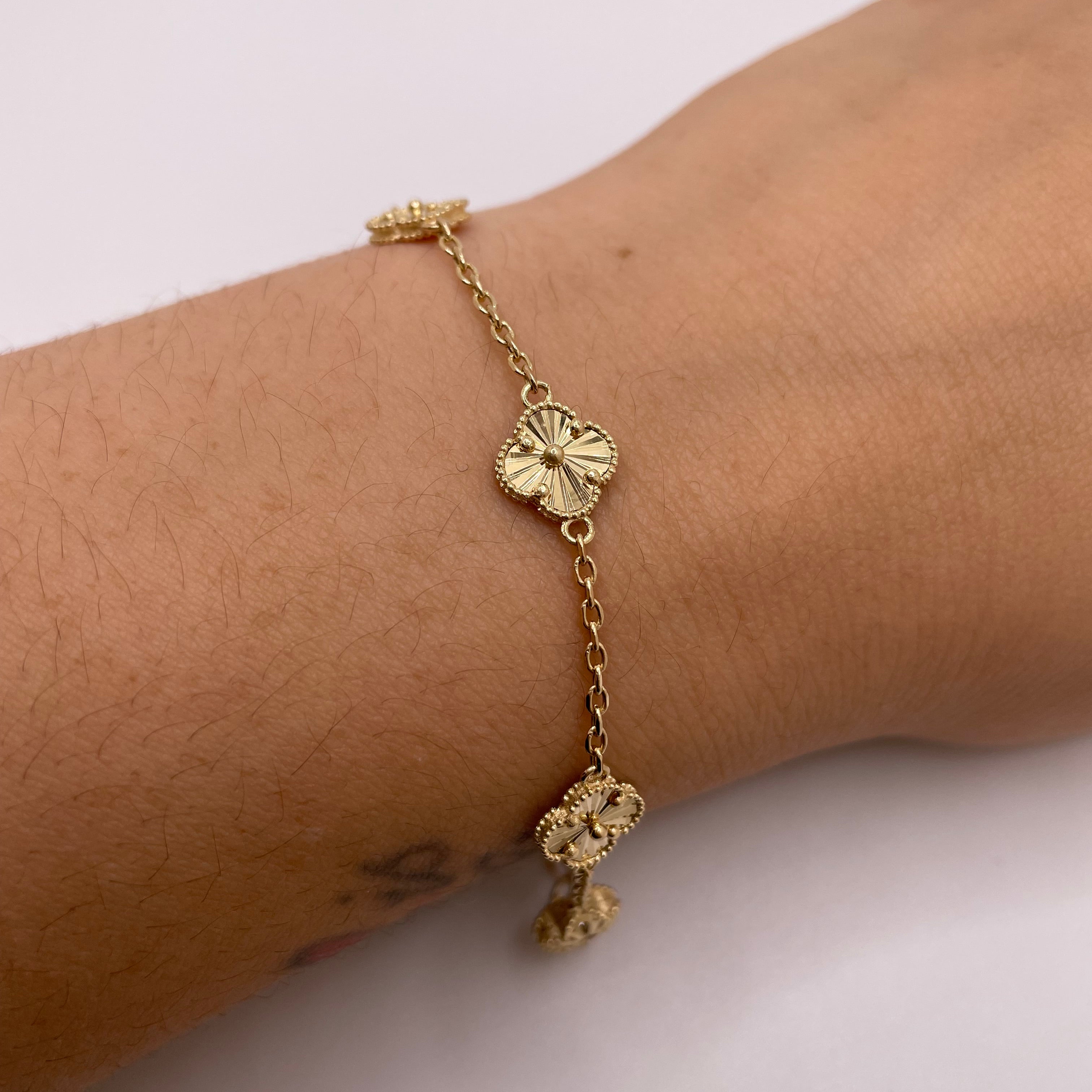 14K Gold 5-Motif Clover Bracelet