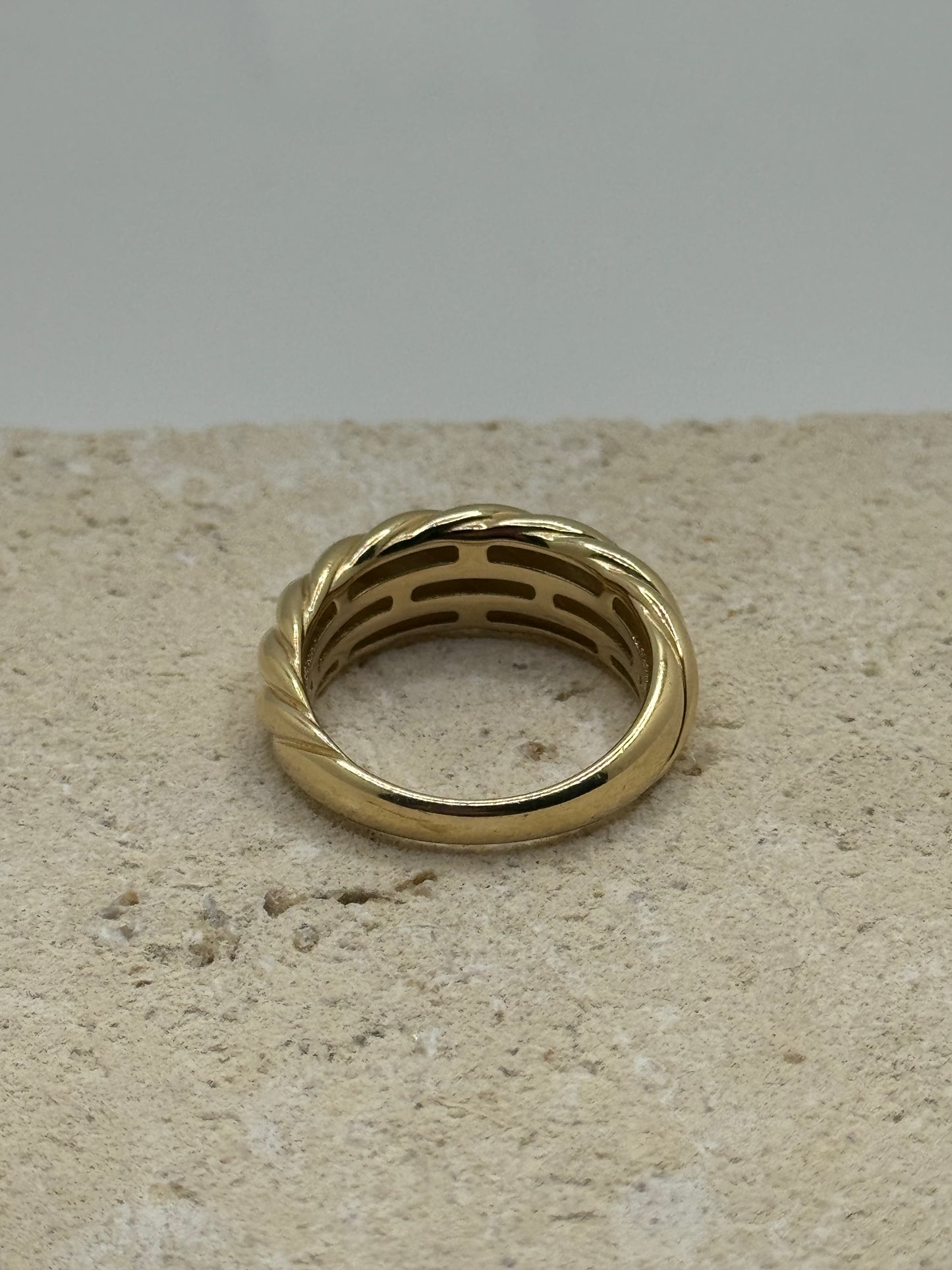 14k gold  twist ring