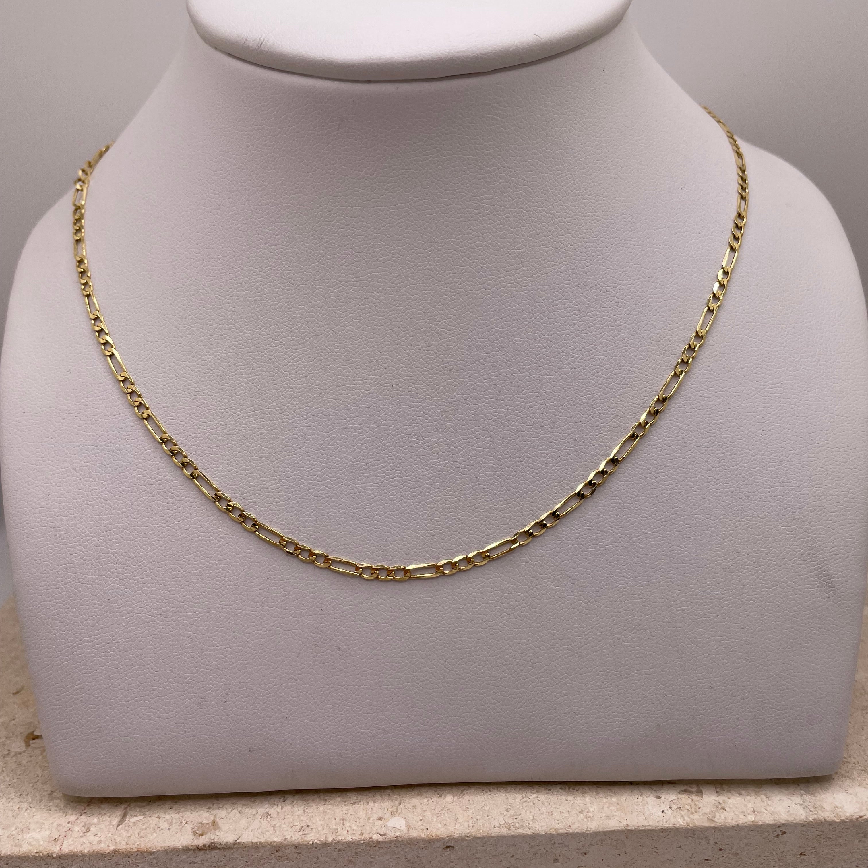 14k gold figaro chain enero