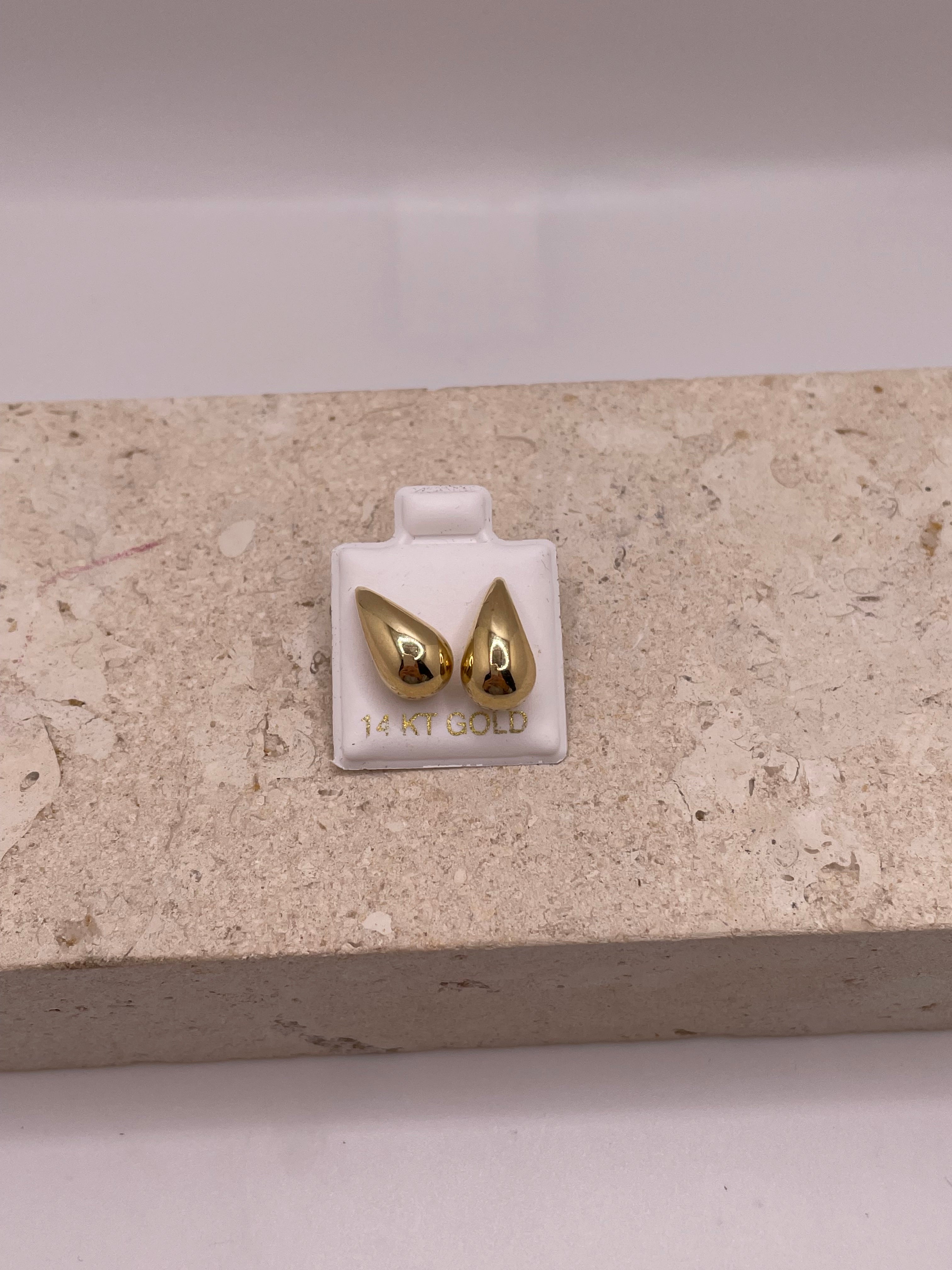 14k gold tear drop earrings small