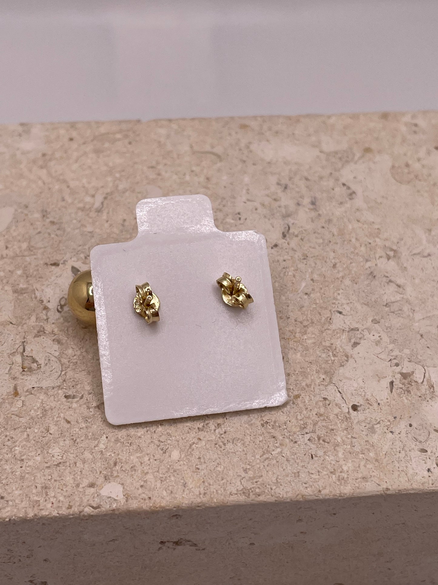 14k gold tear drop earrings small