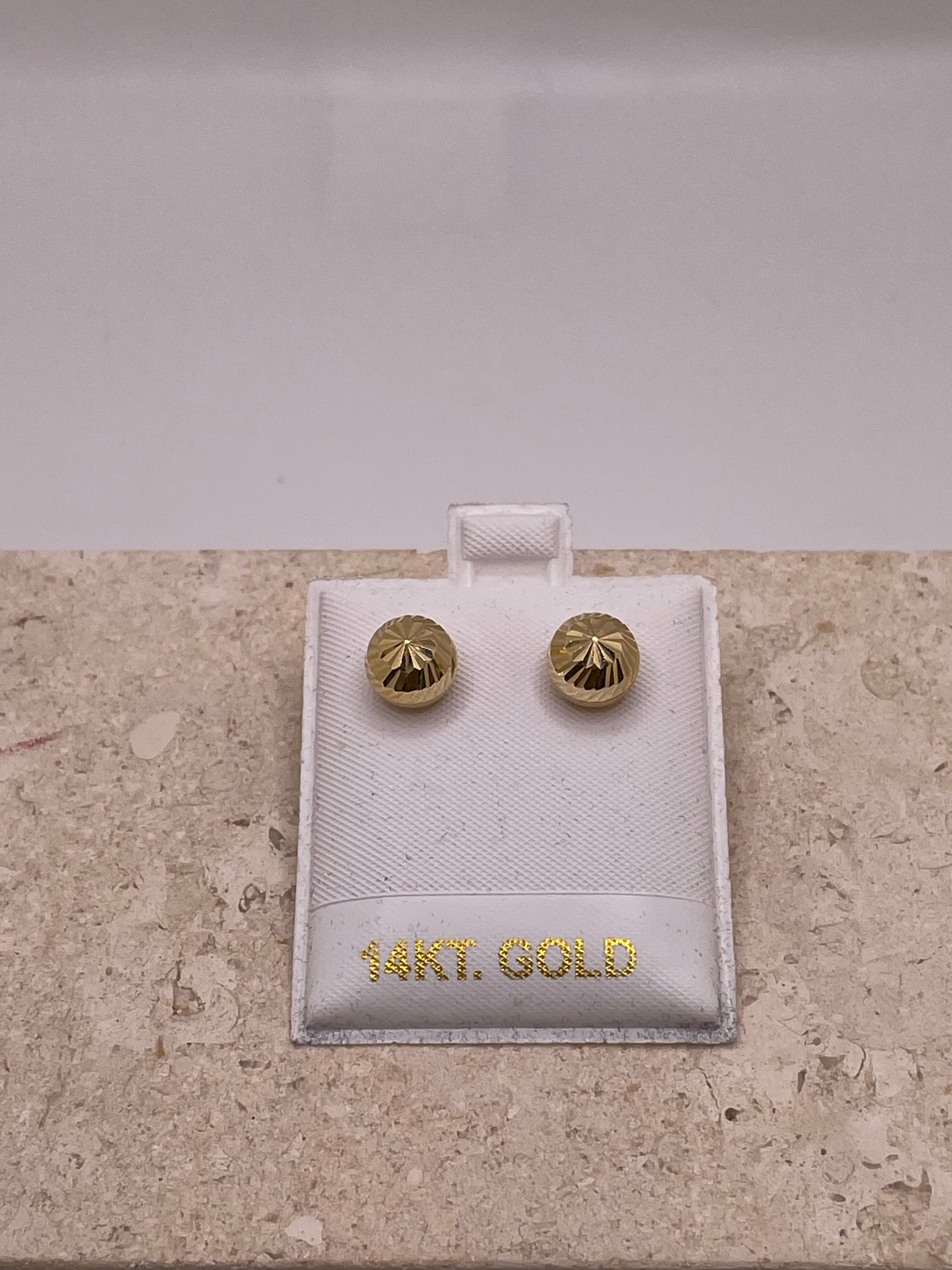 14k gold 3d diamond-cut ball earrings with butterfly push-back