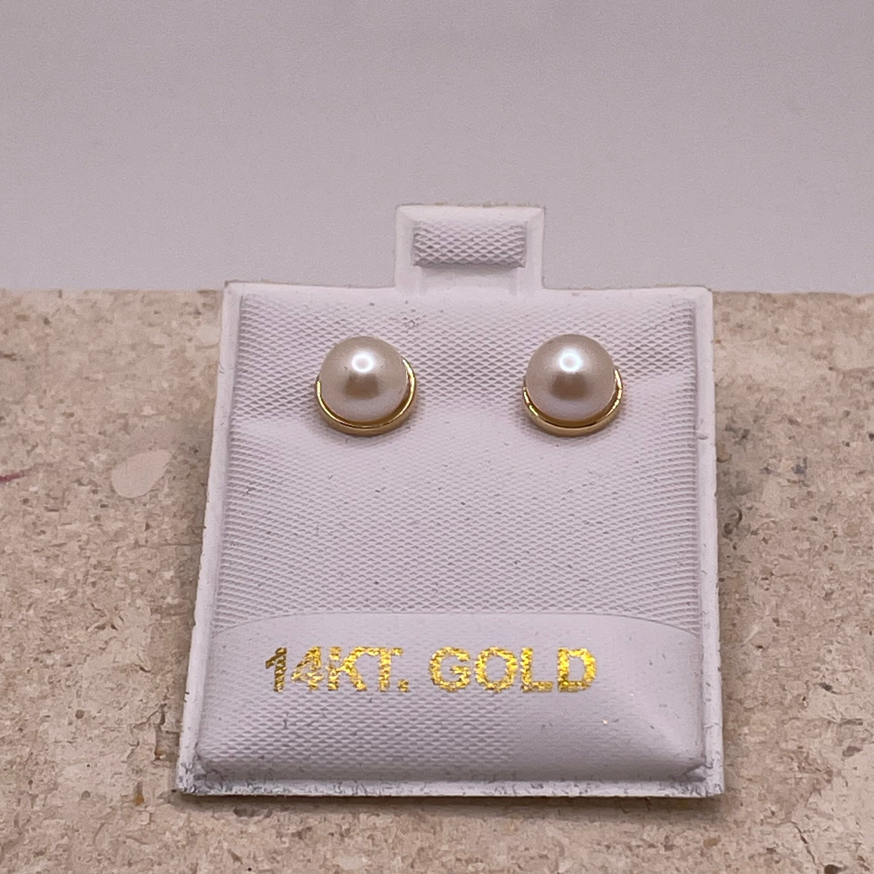 14k gold dome pearl earrings with gold outline