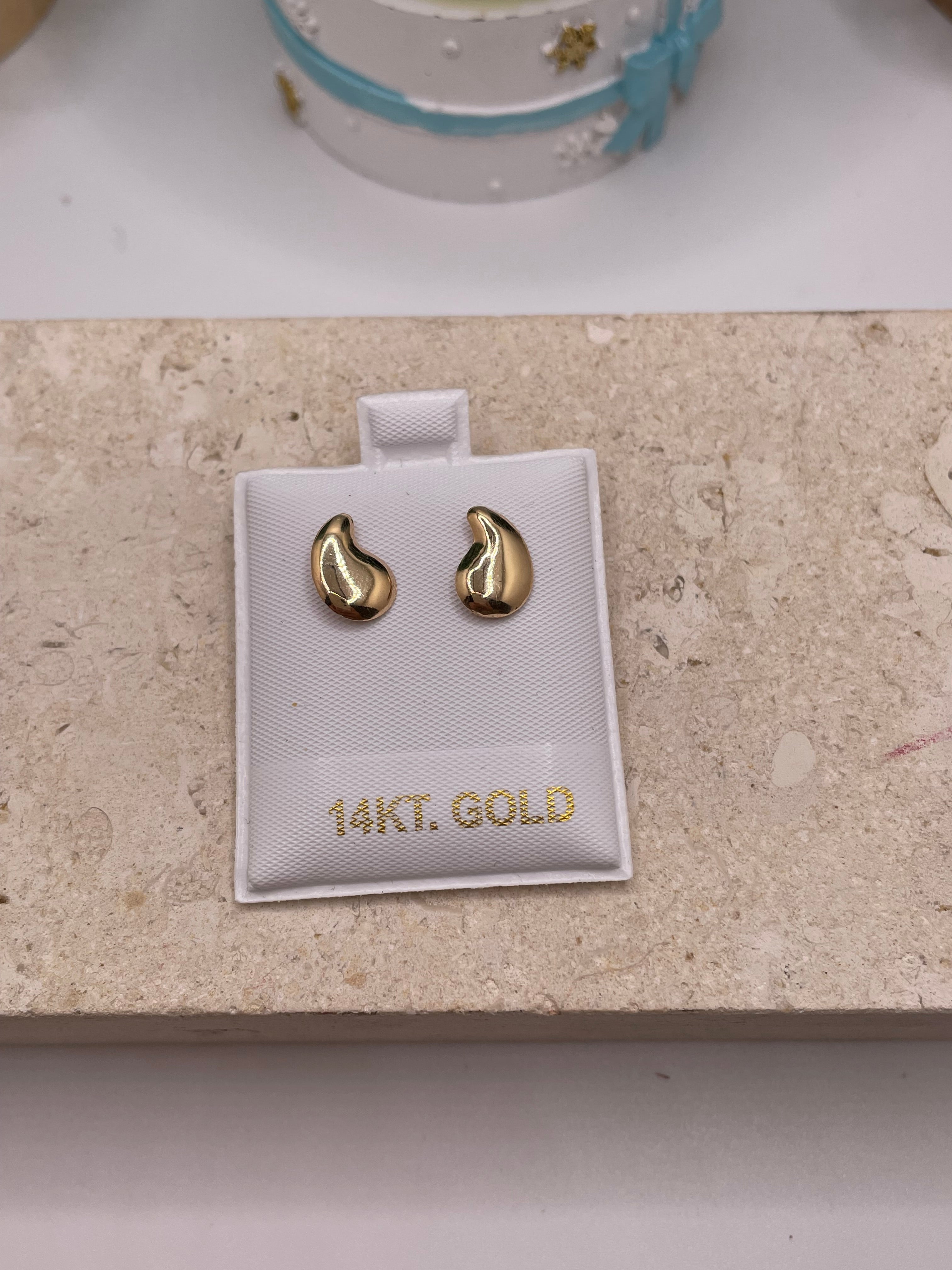 14k gold flat teardrop earrings