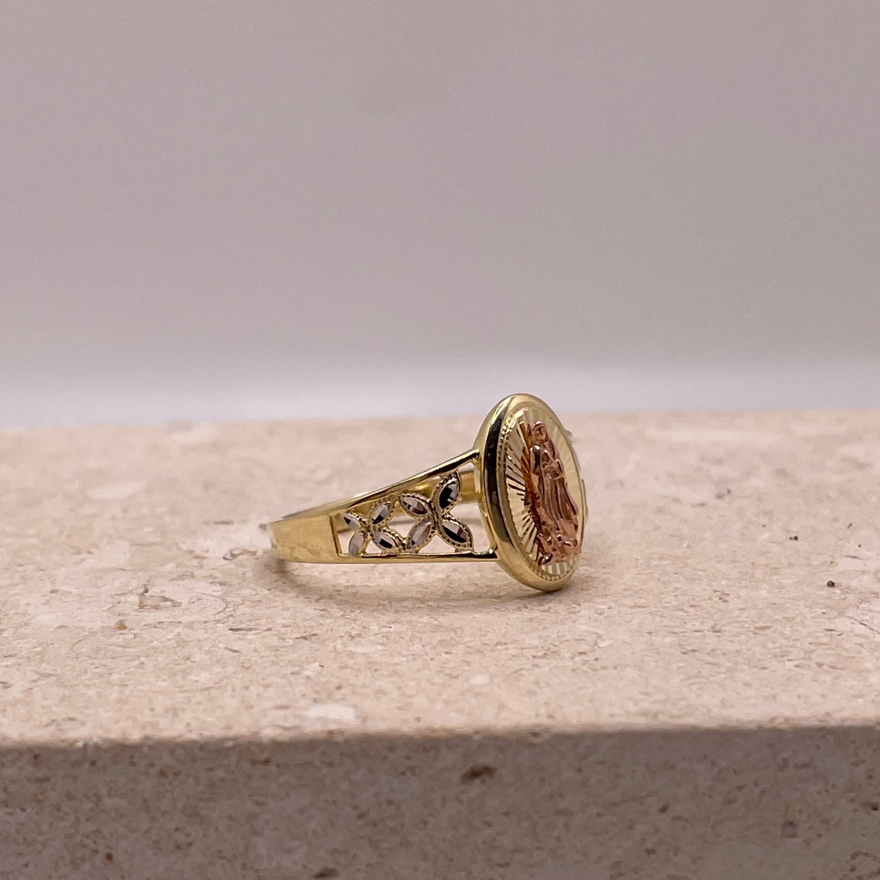 14k gold virgencita ring