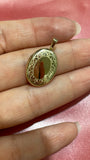 14k gold oval locket with vintage design