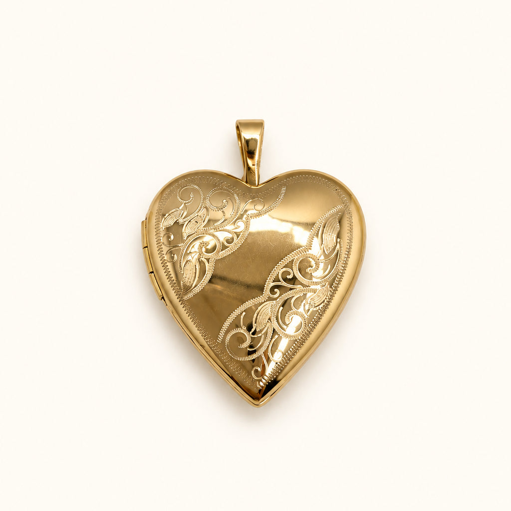Colgante de medallón de corazón en oro de 14k con diseño vintage (619)