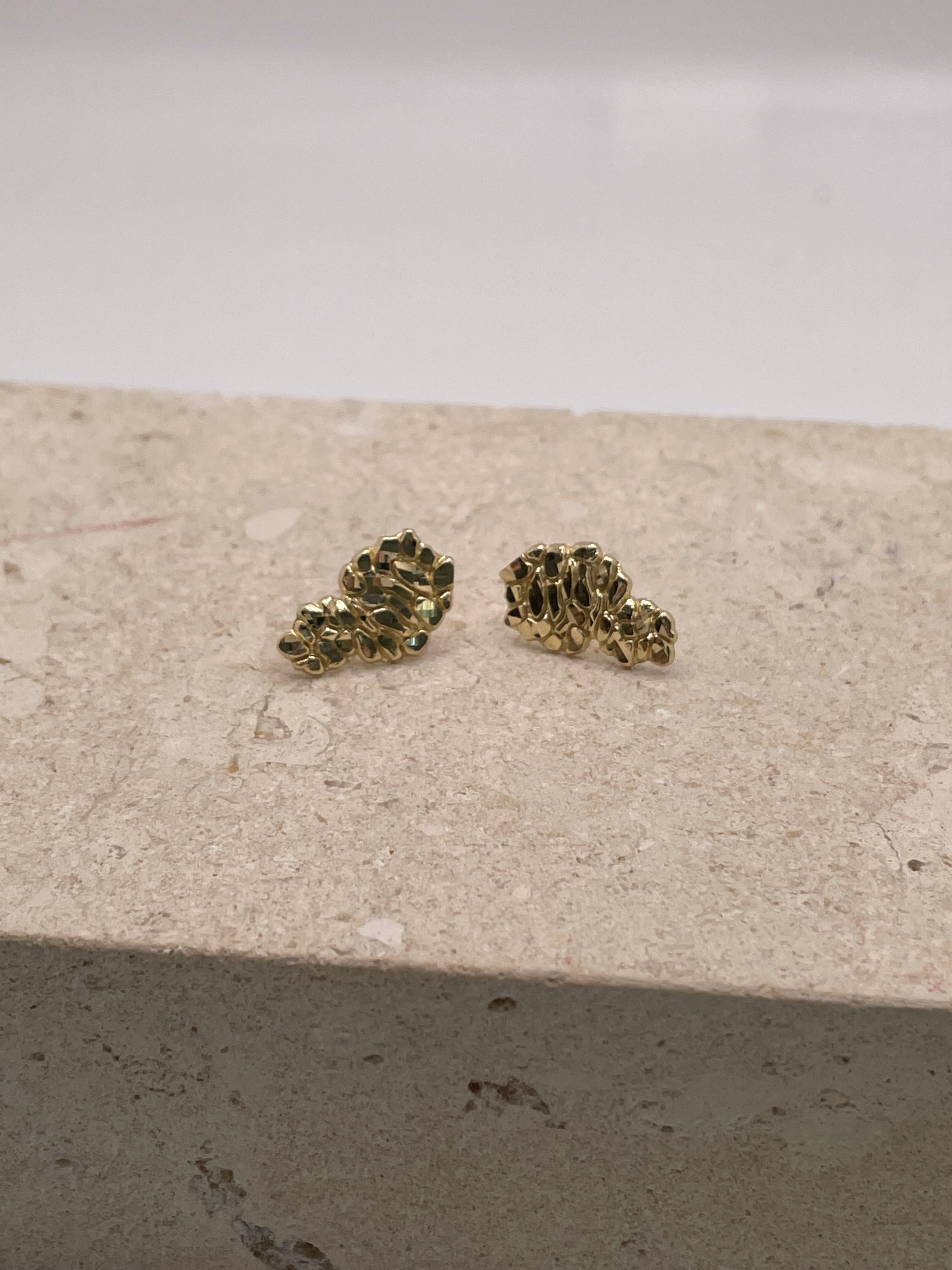 14k gold small nugget unisex stud earrings