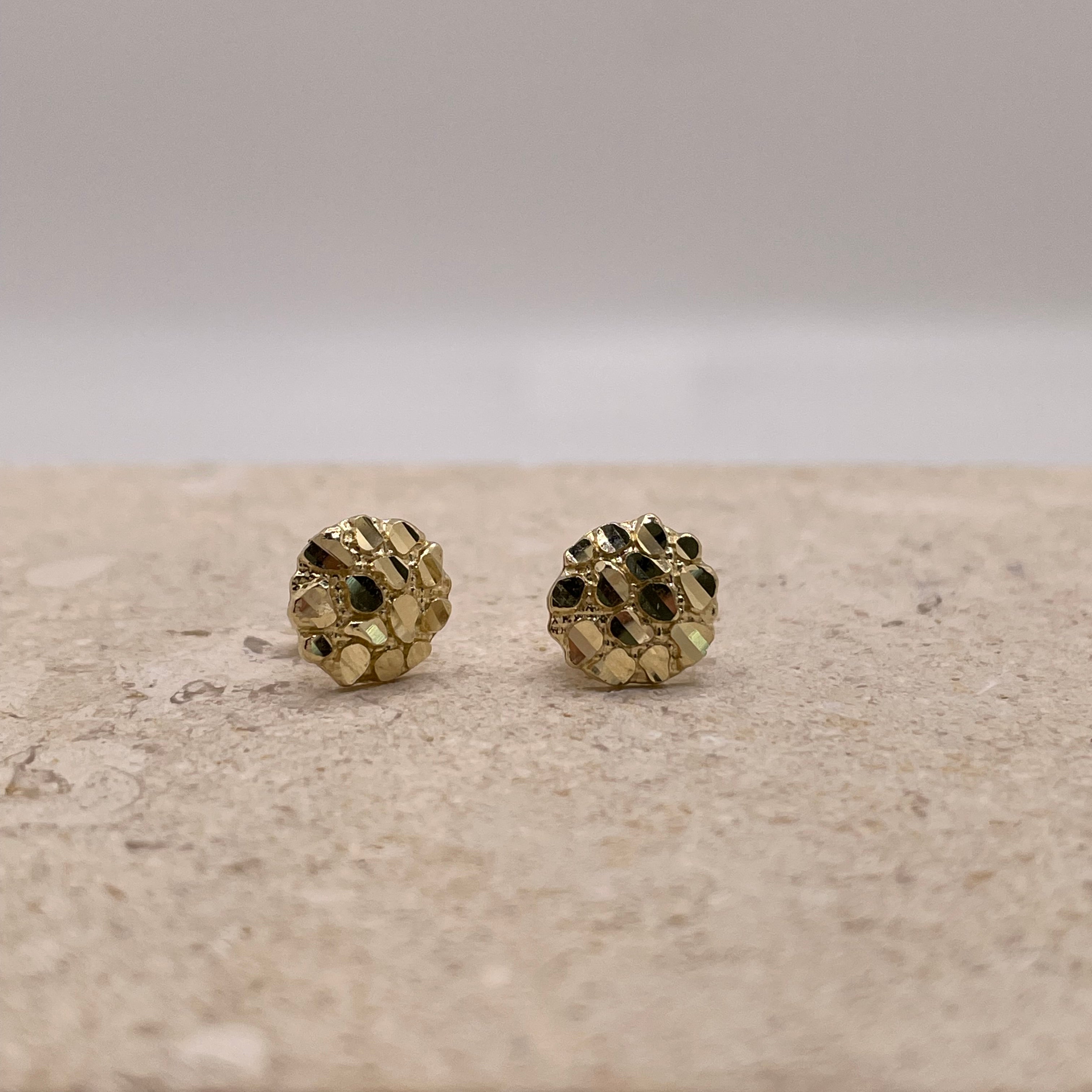 14k gold round nugget stud earrings
