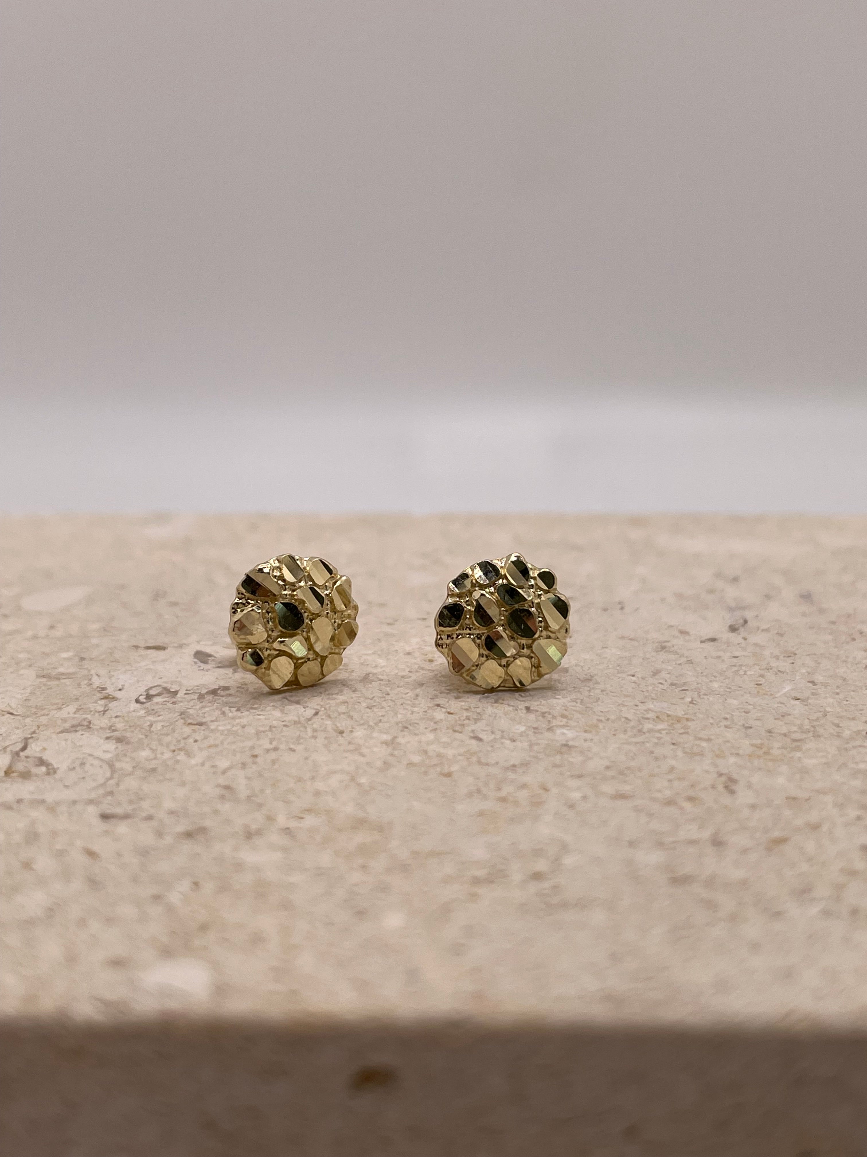 14k gold round nugget stud earrings