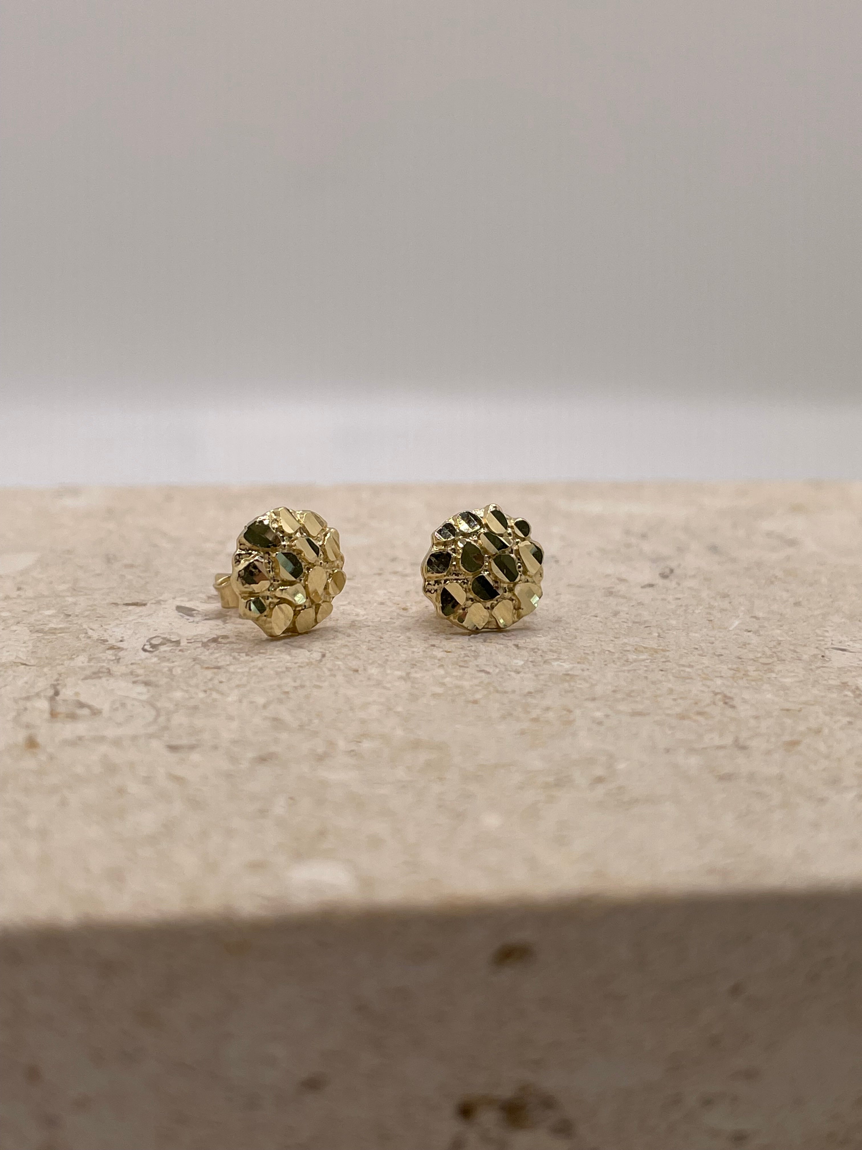14k gold round nugget stud earrings