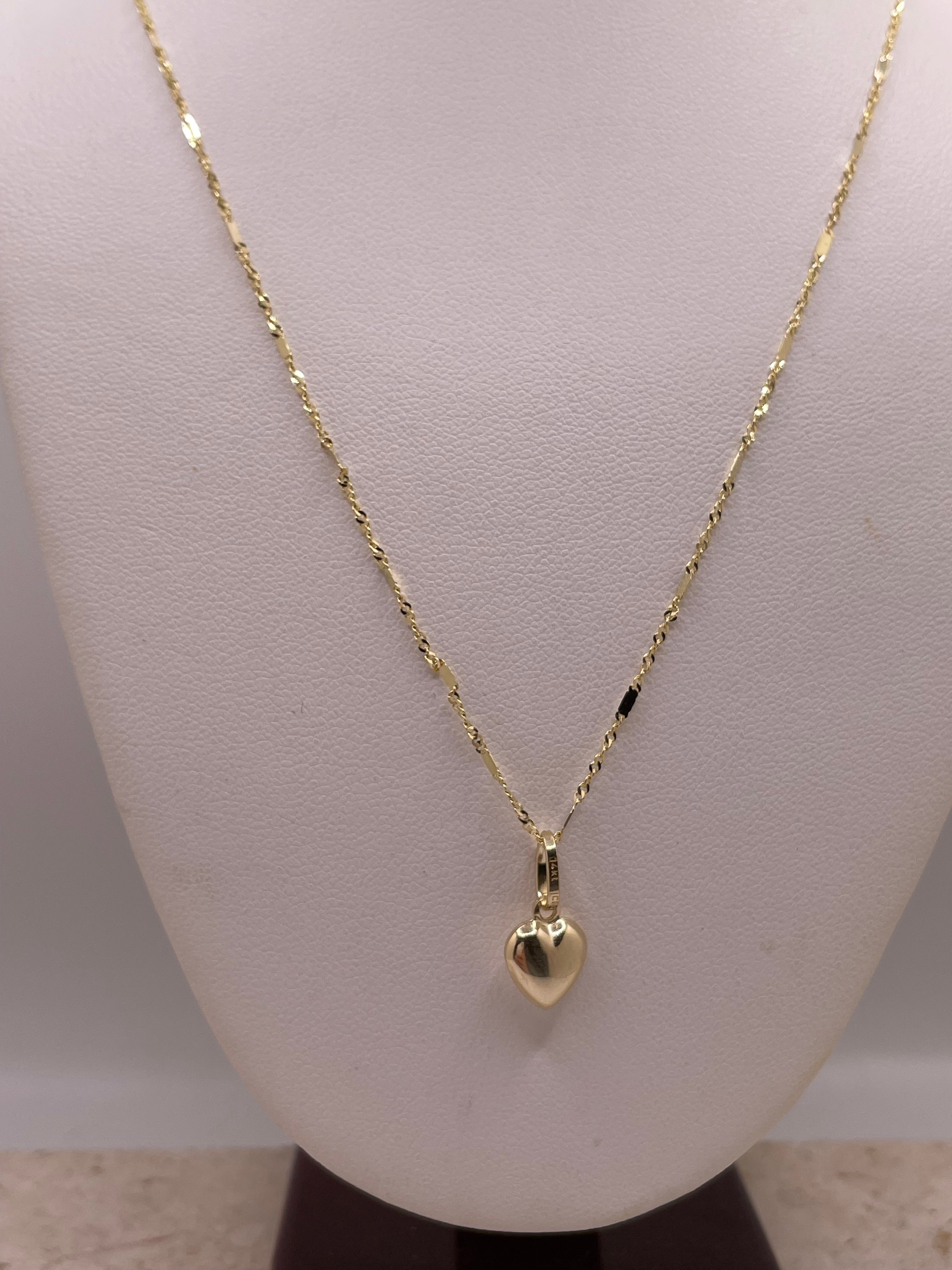 14k gold 1.3mm singapore chain necklace with 3d heart pendant set