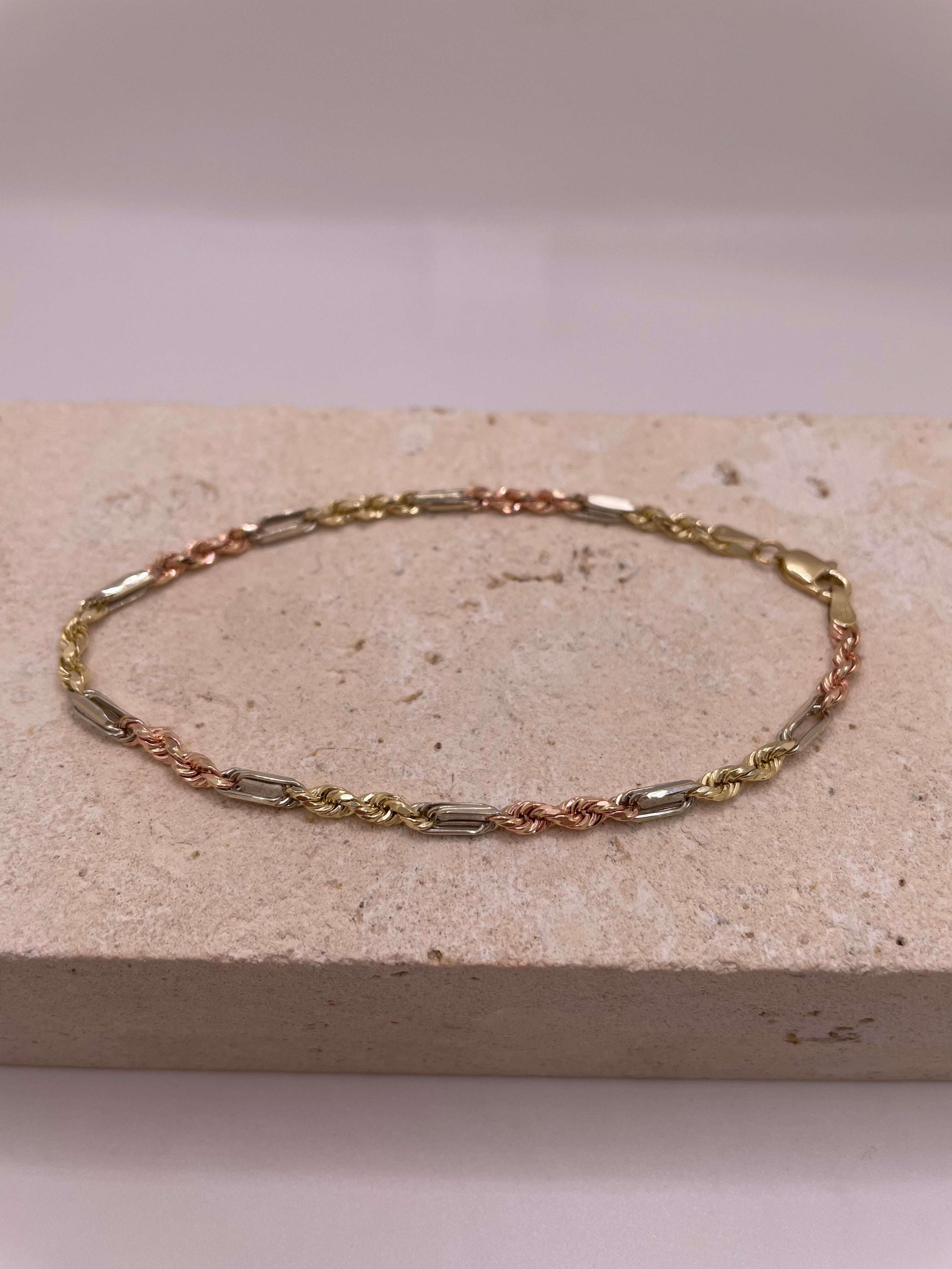 14k gold 3c 3mmfigaro rope chain (606)