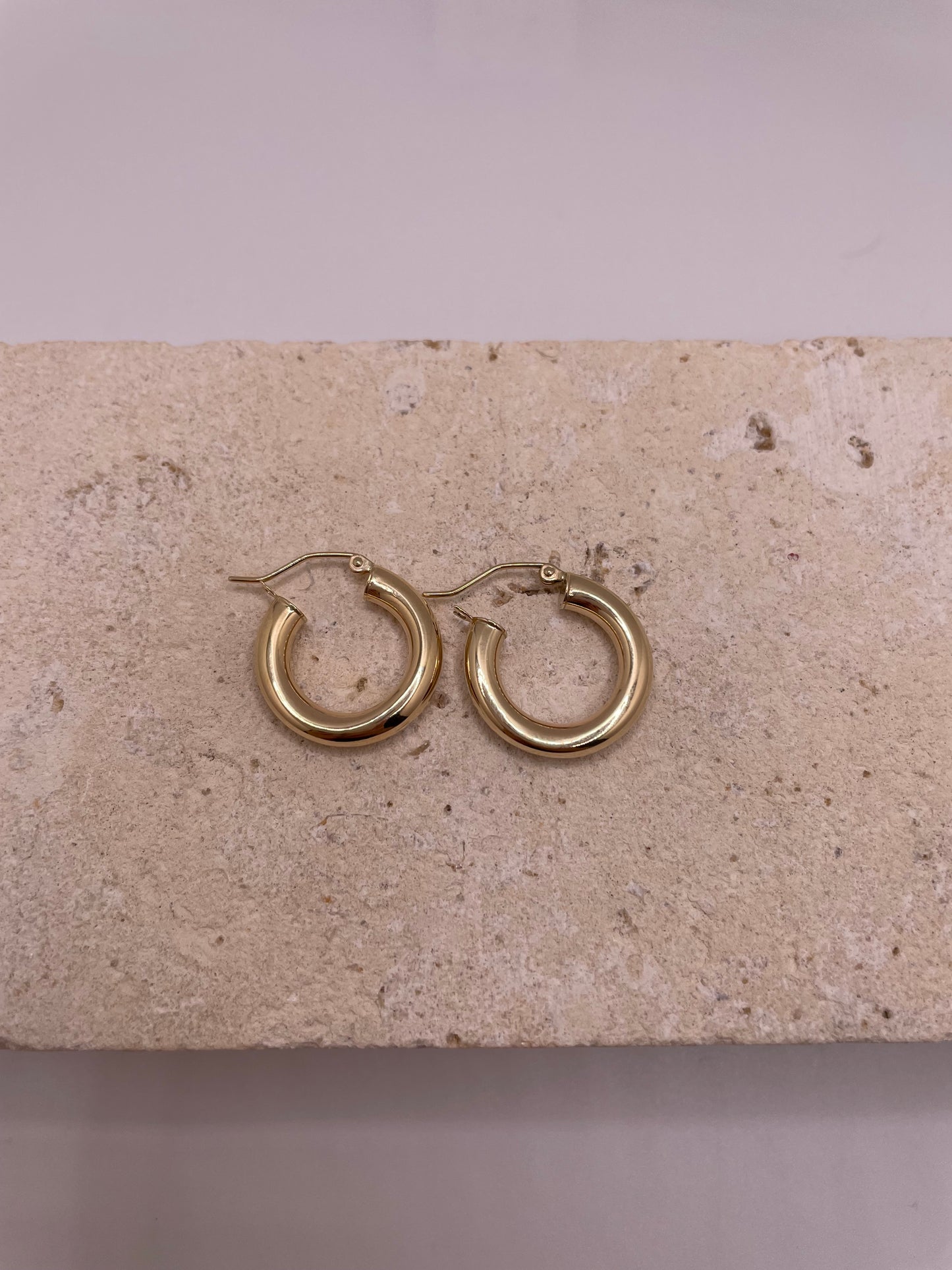 14k gold tube hoop earrings (2196)