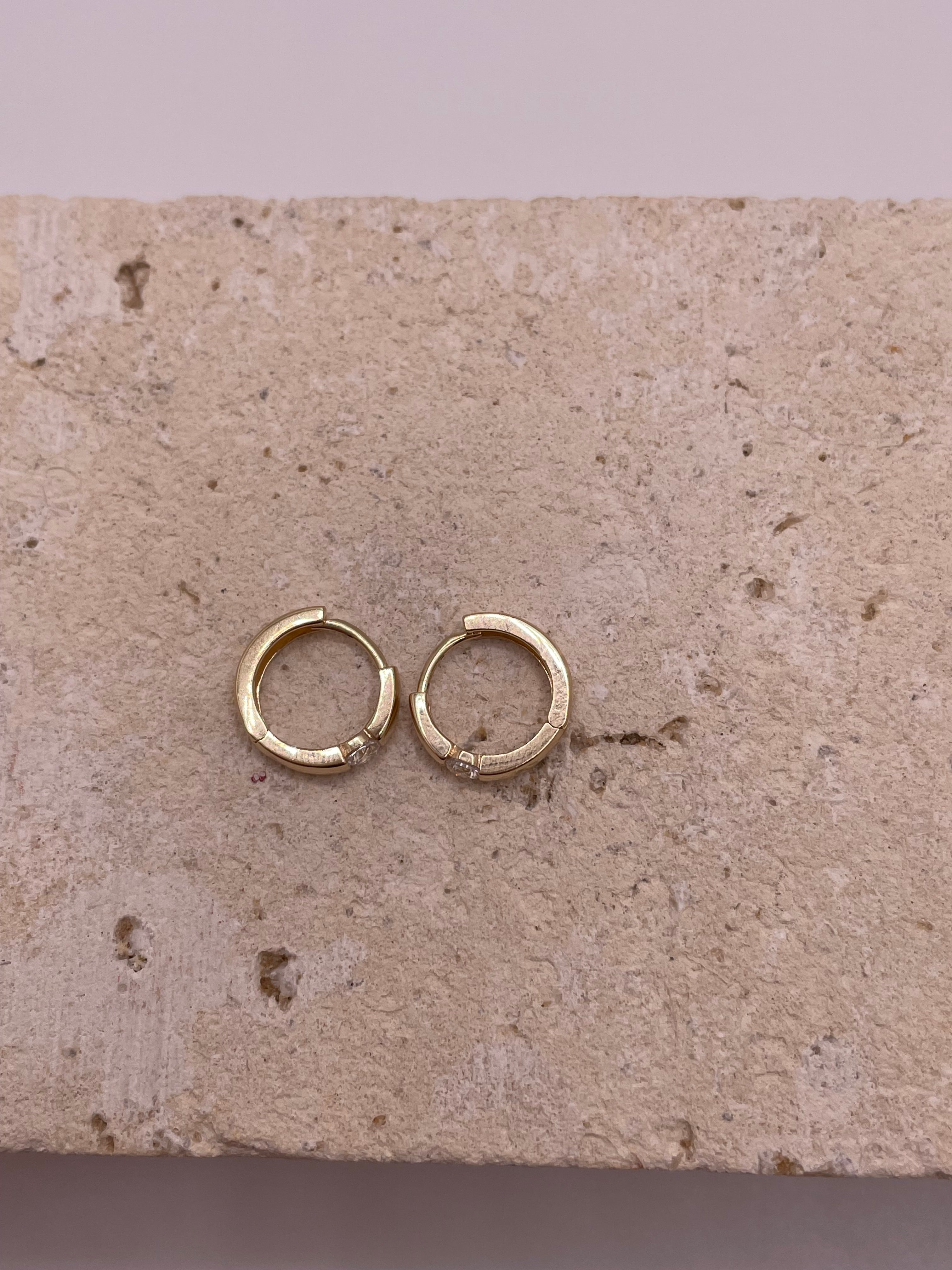 14k gold cz huggie earrings (1104)