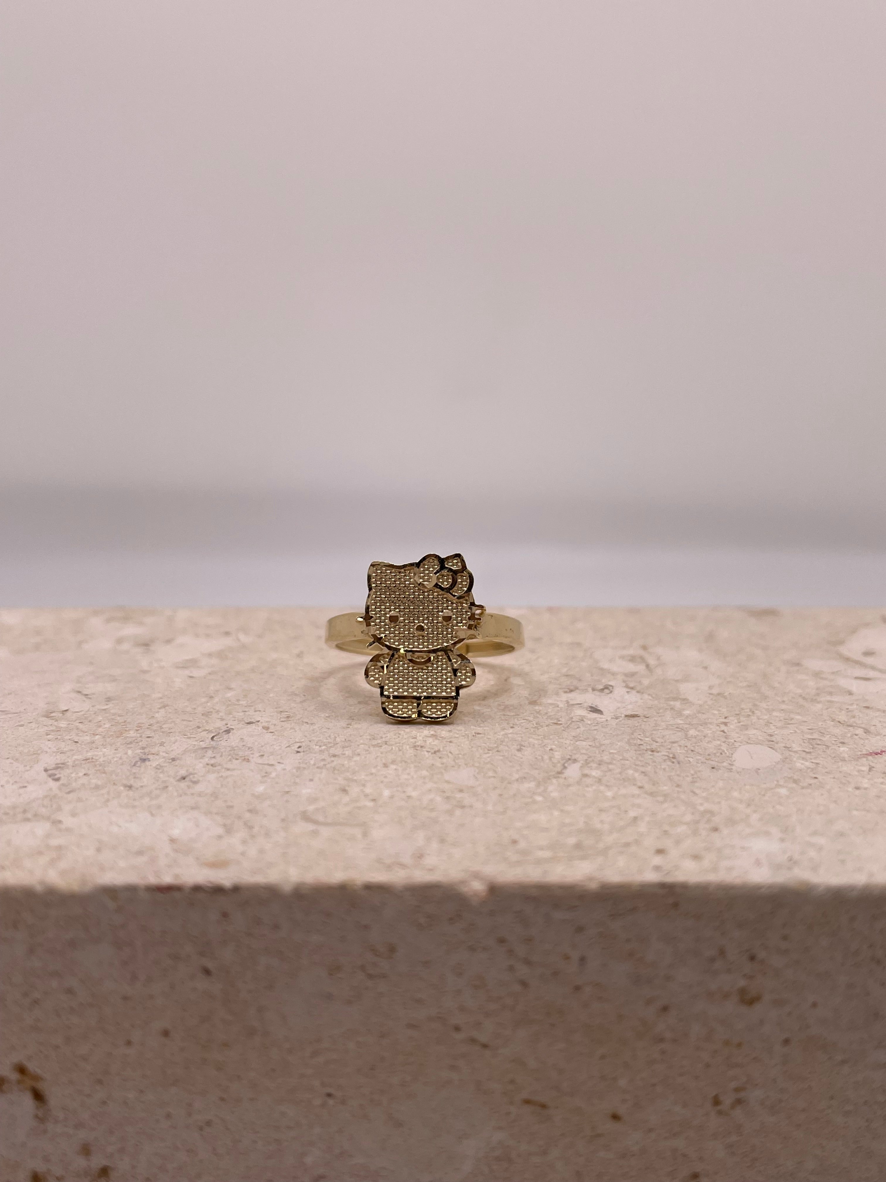 14k gold hello kitty full body ring