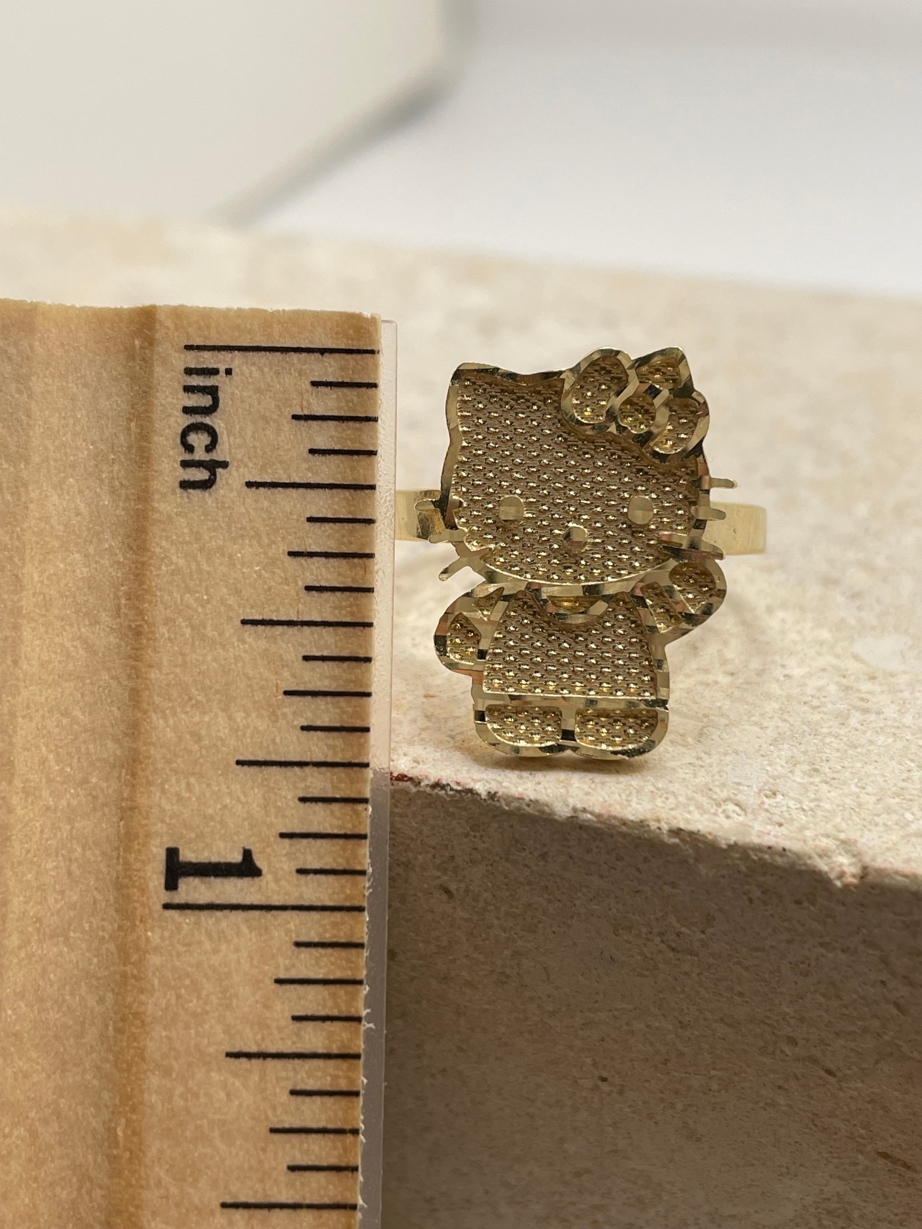 14k gold waving hello kitty full body ring