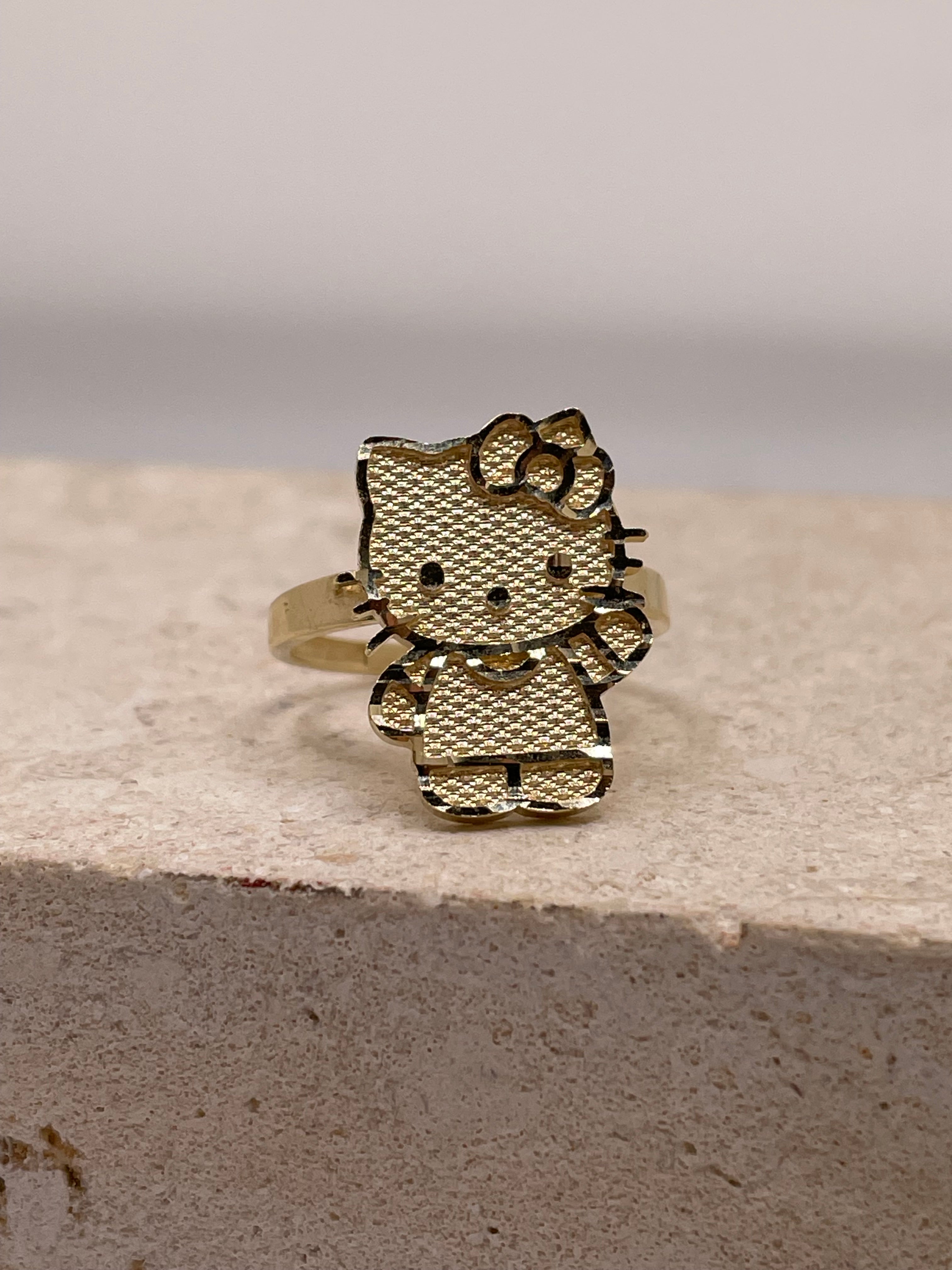14k gold waving hello kitty full body ring