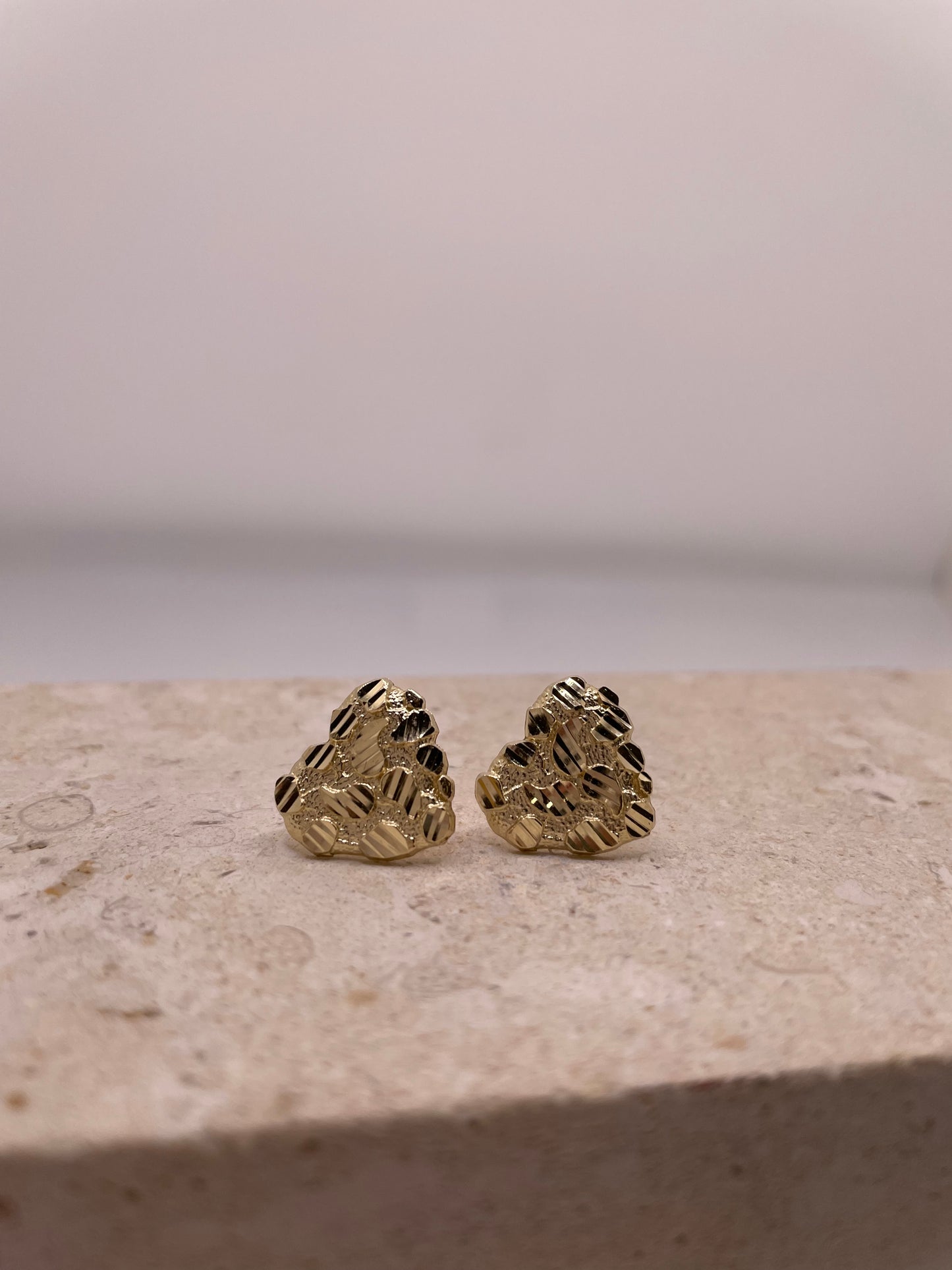 14k gold medium heart nugget earrings