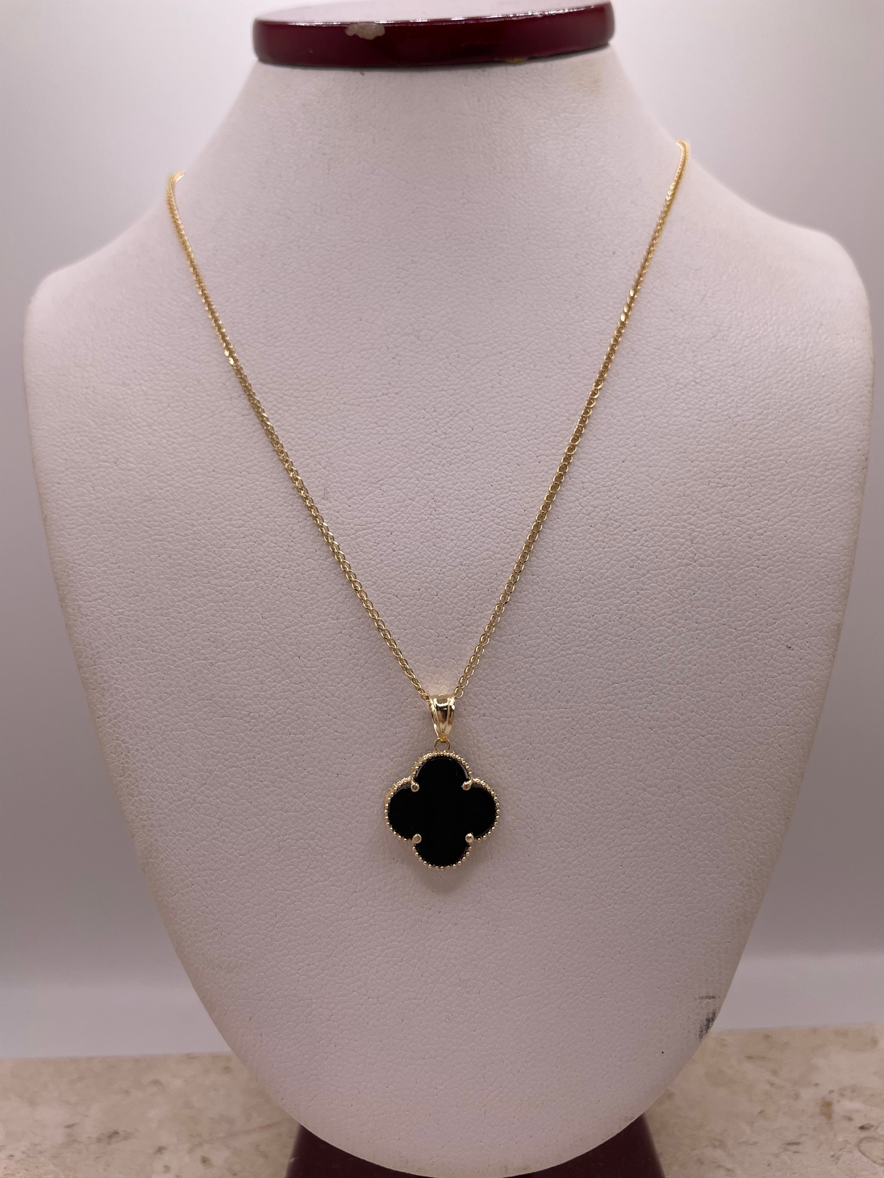 14k gold open wheat chain with black clover trebol pendant