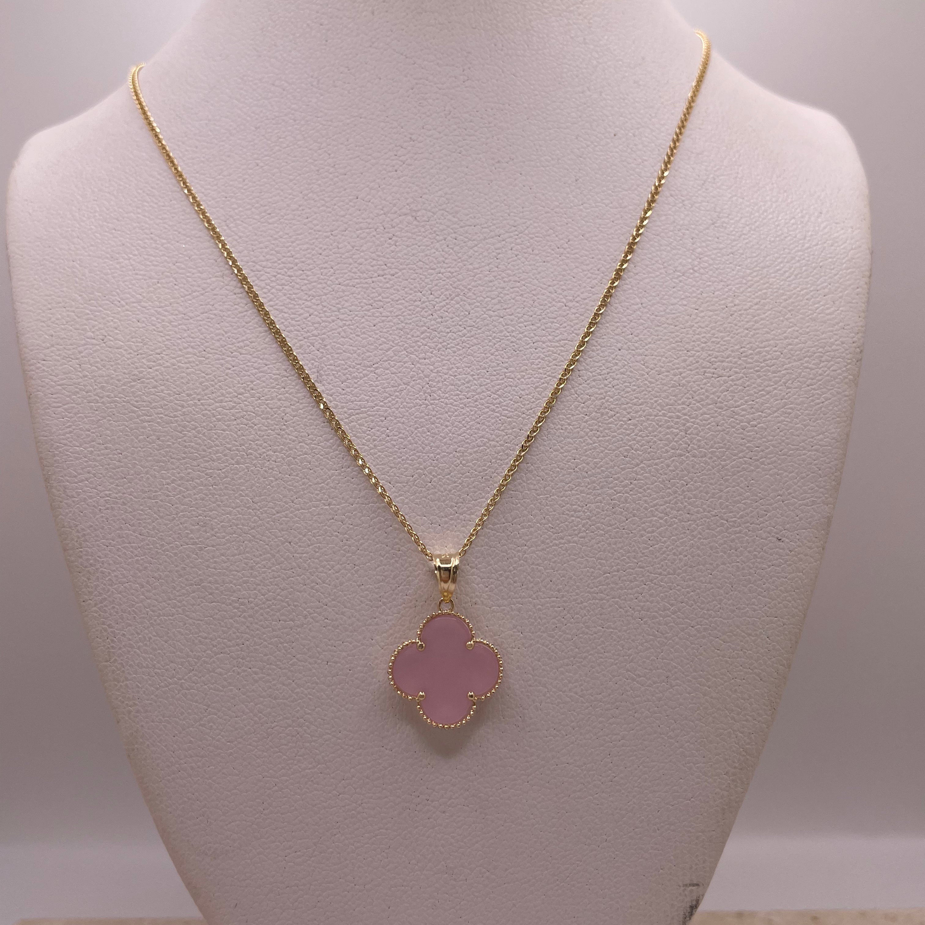14k gold open wheat chain with pink clover trebol pendant