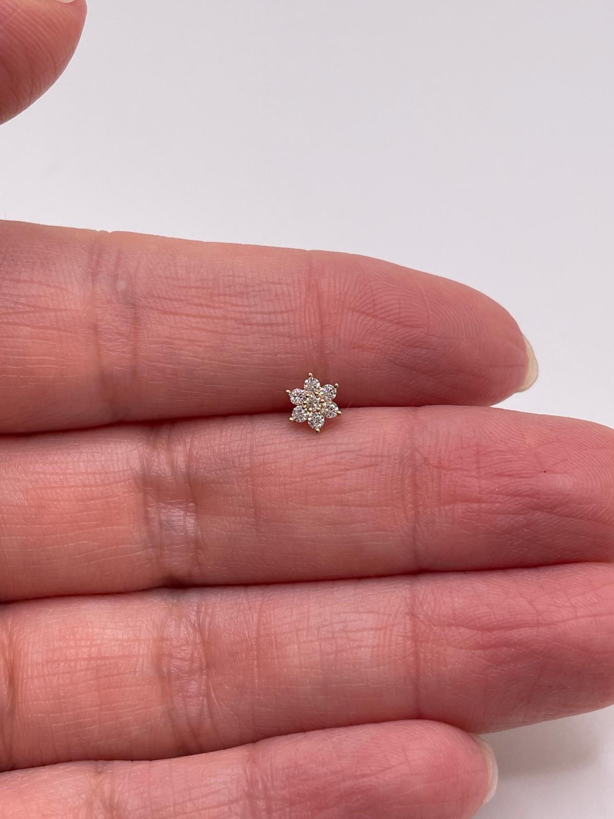 14K Gold CZ Flower Nose Stud – Straight Post