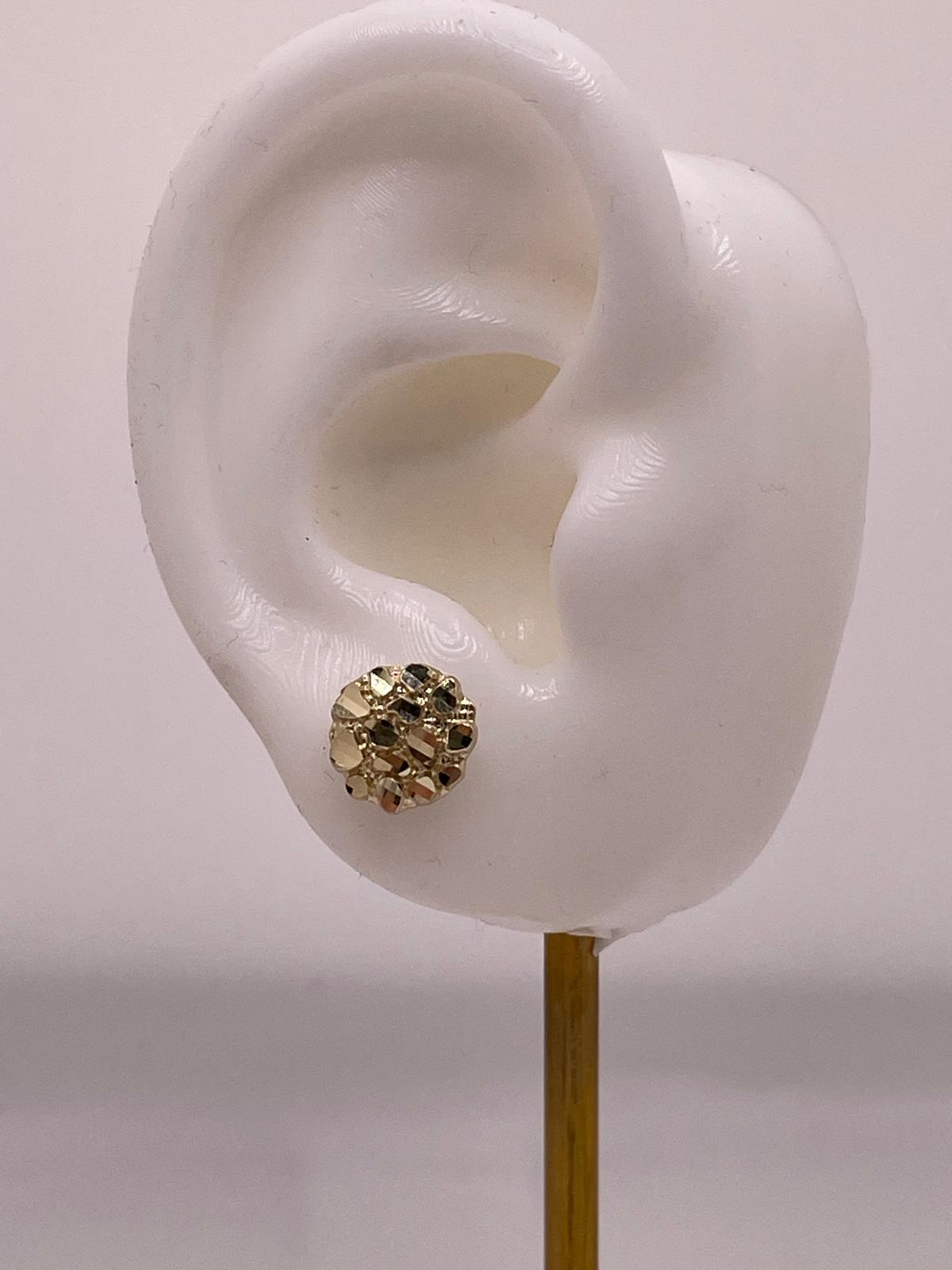10K Gold Small Nugget Stud Earrings – Push Back