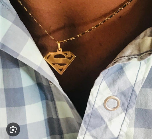 Milagros – Final Payment (10K Superman Pendant)