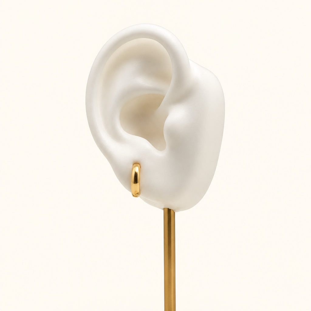 14K Gold Petite Plain Huggie Hoops