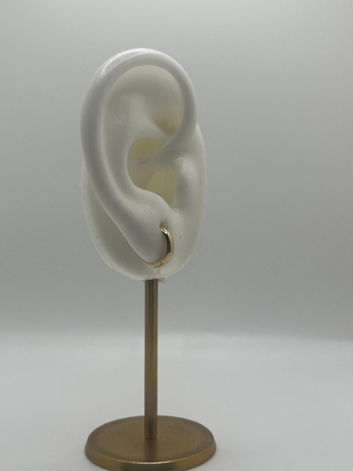 14K Gold Petite Plain Huggie Hoops