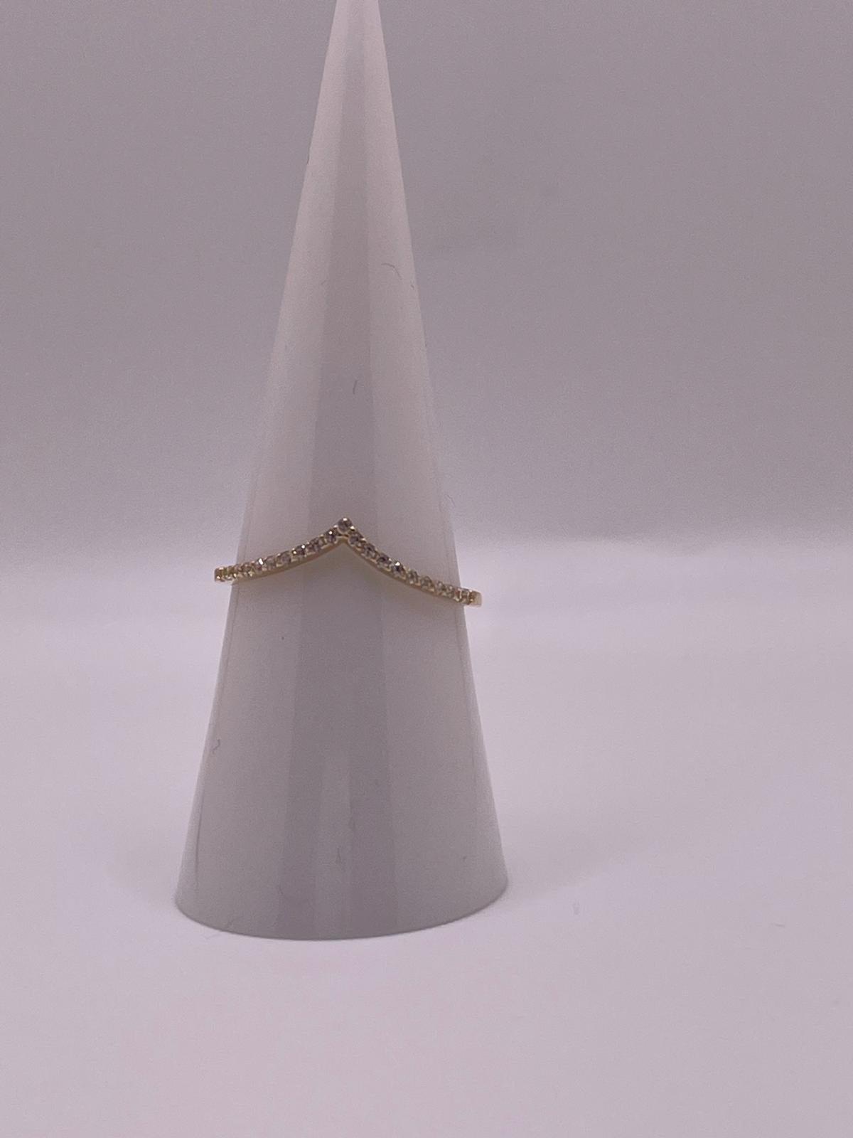 14K Gold V-Curve CZ Ring