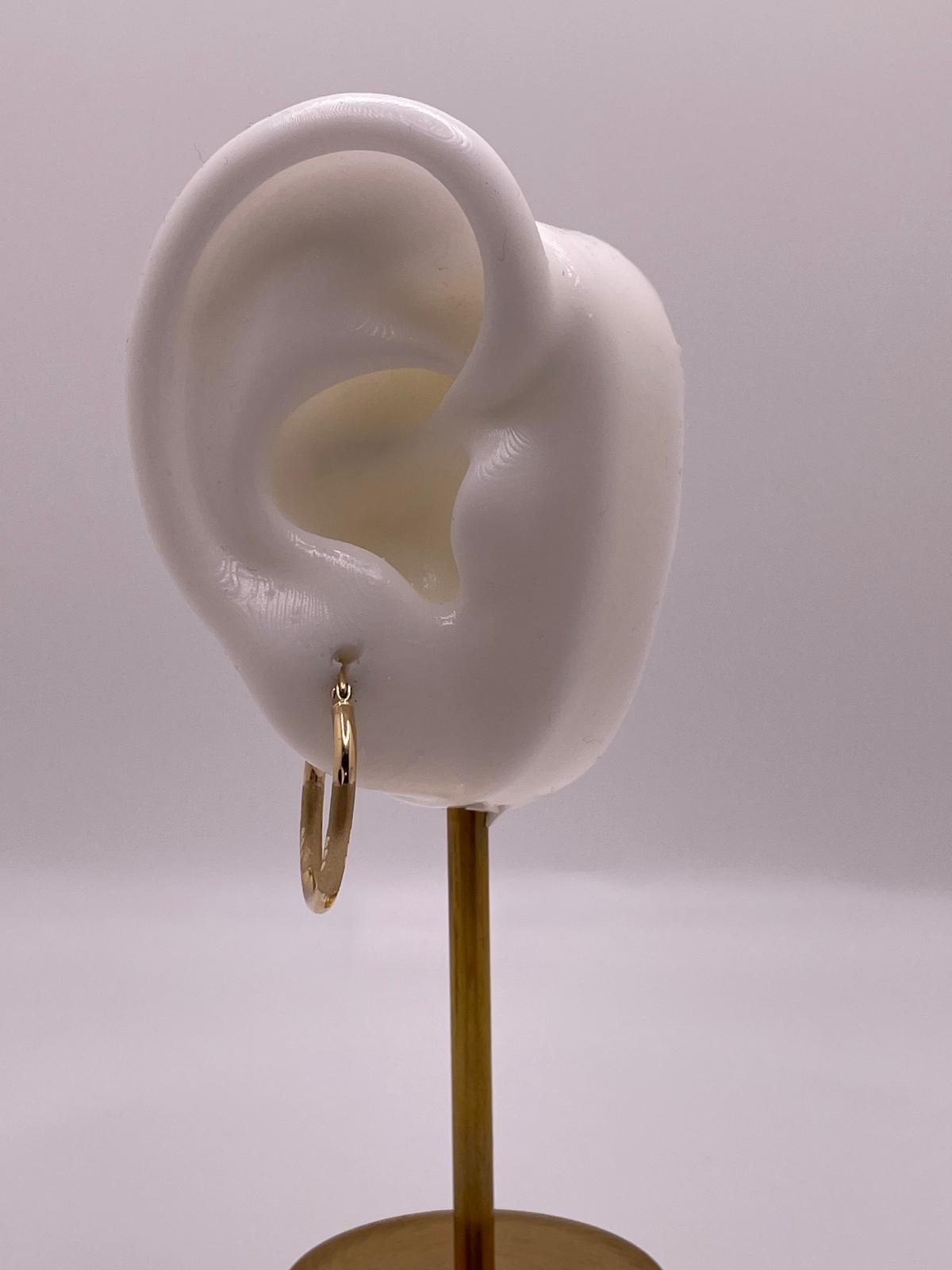 14K Gold Budded Diamond-Cut Hoop Earrings – (019)