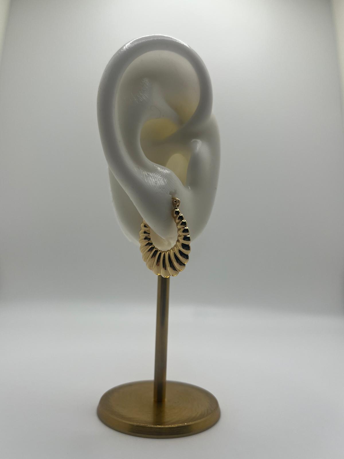 14K Gold Golden Shrimp Hoops (050)