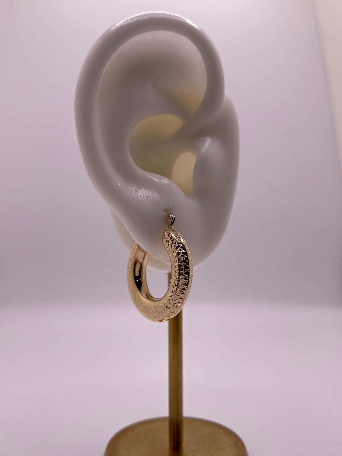 14k gold diamond cut tube hoop earrings (044)