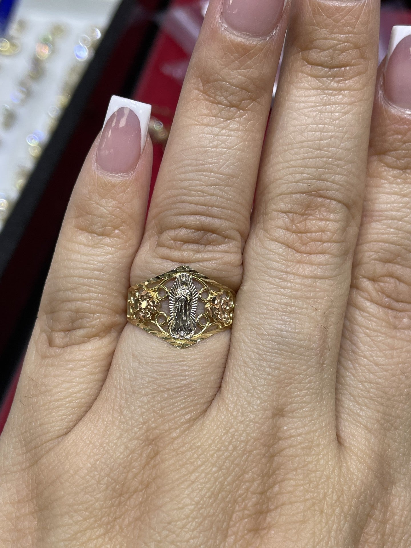 14k gold three-color virgencita ring